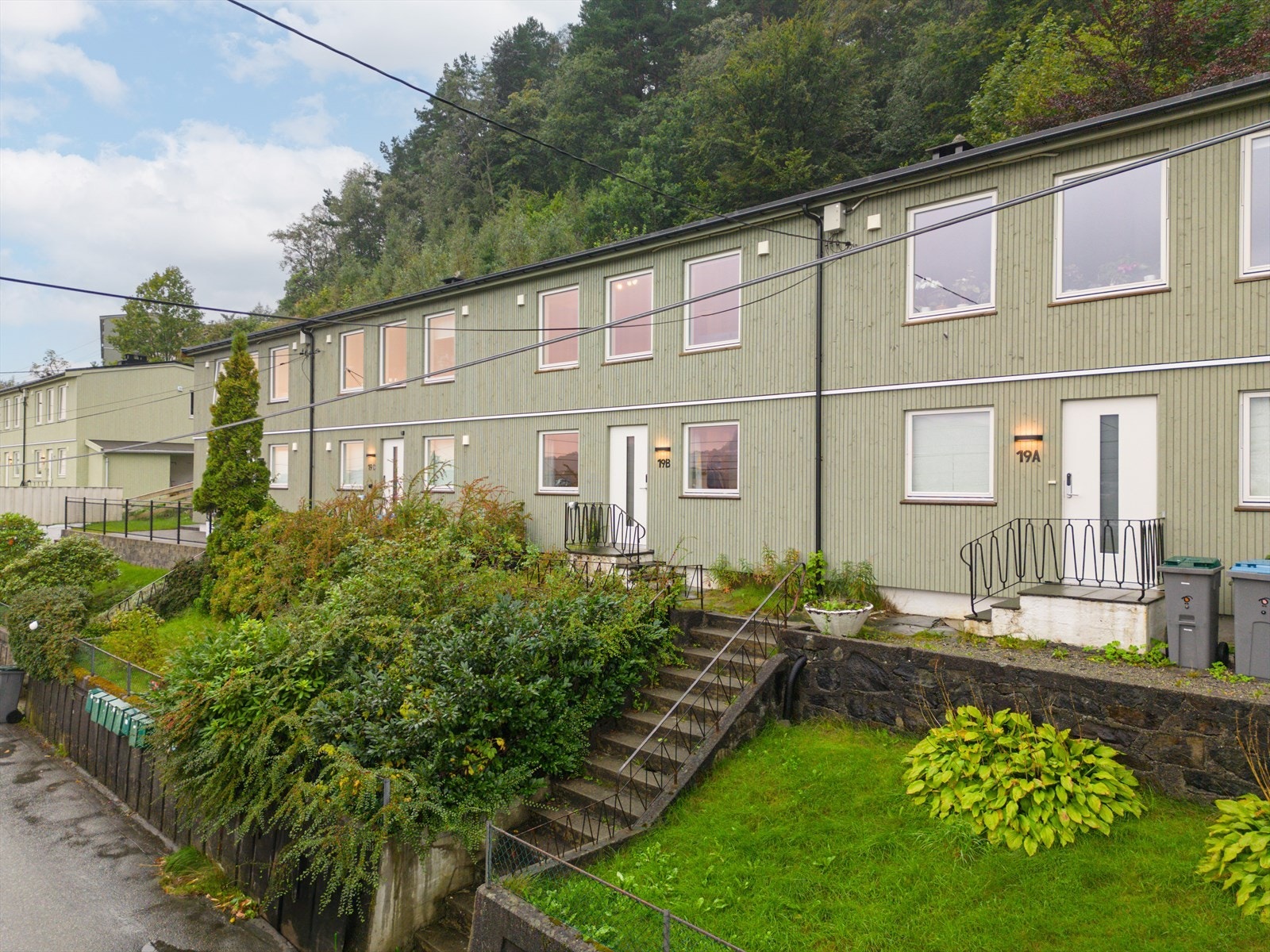 Flott rekkehusleilighet over to plan med et stort potensial. Galleribilde