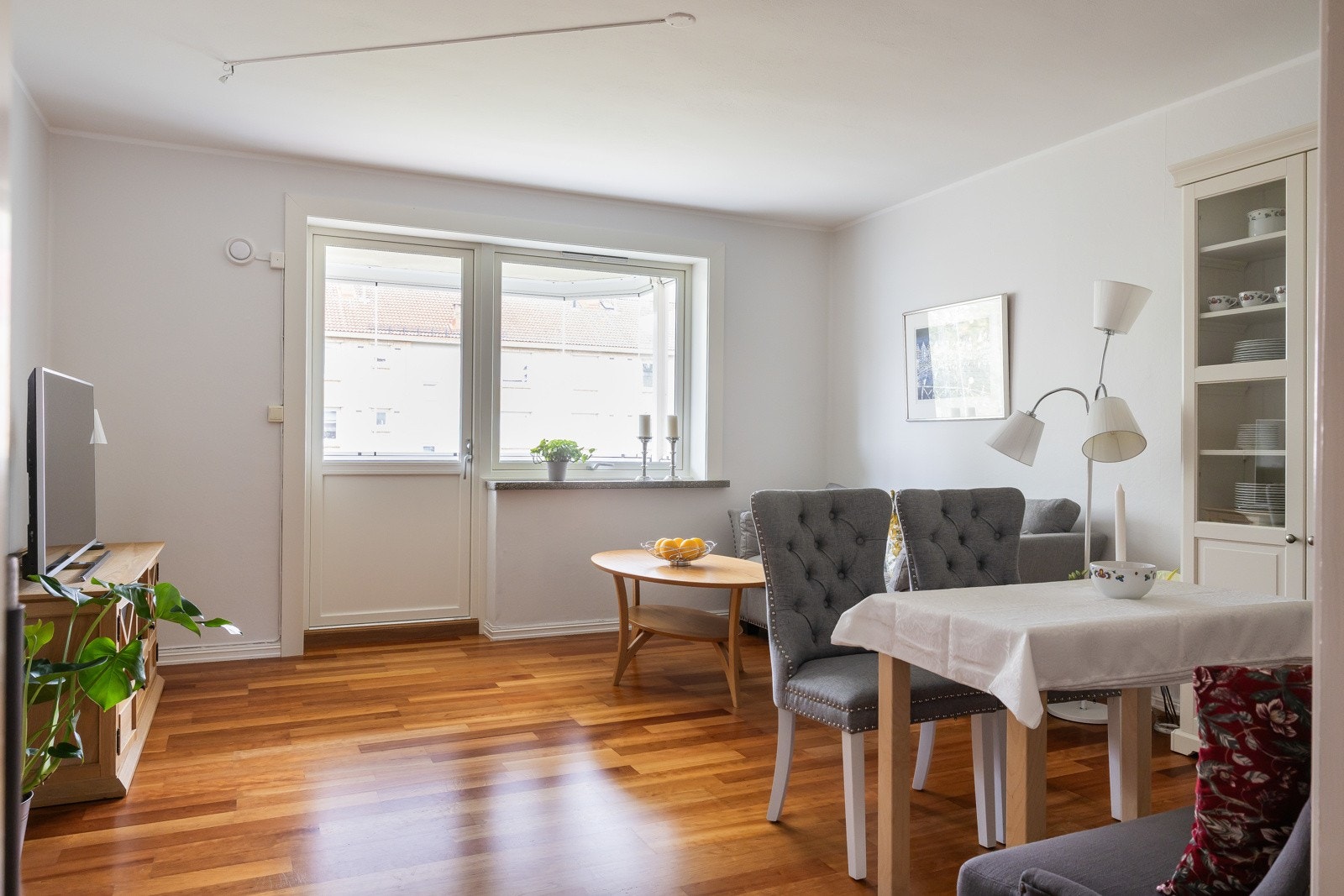 Gjennomgående og fin 2-roms med romslig stue. Galleribilde