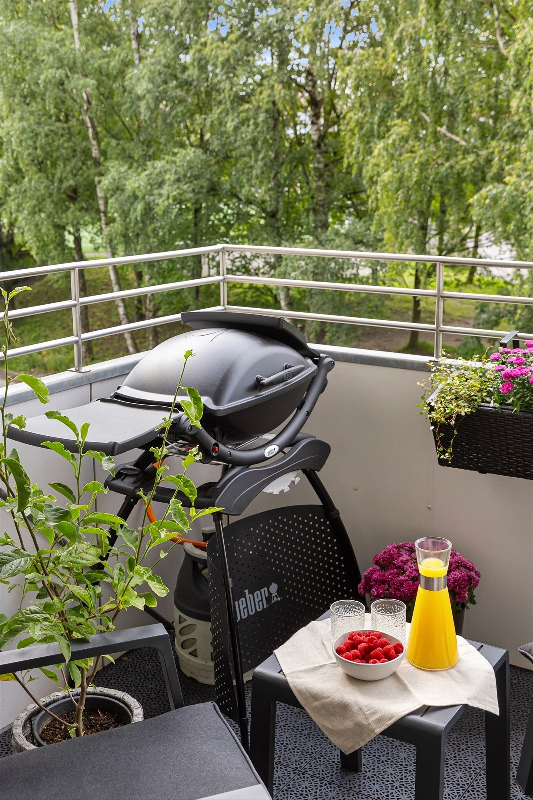 Det er også mulig å grille på balkongen. Galleribilde