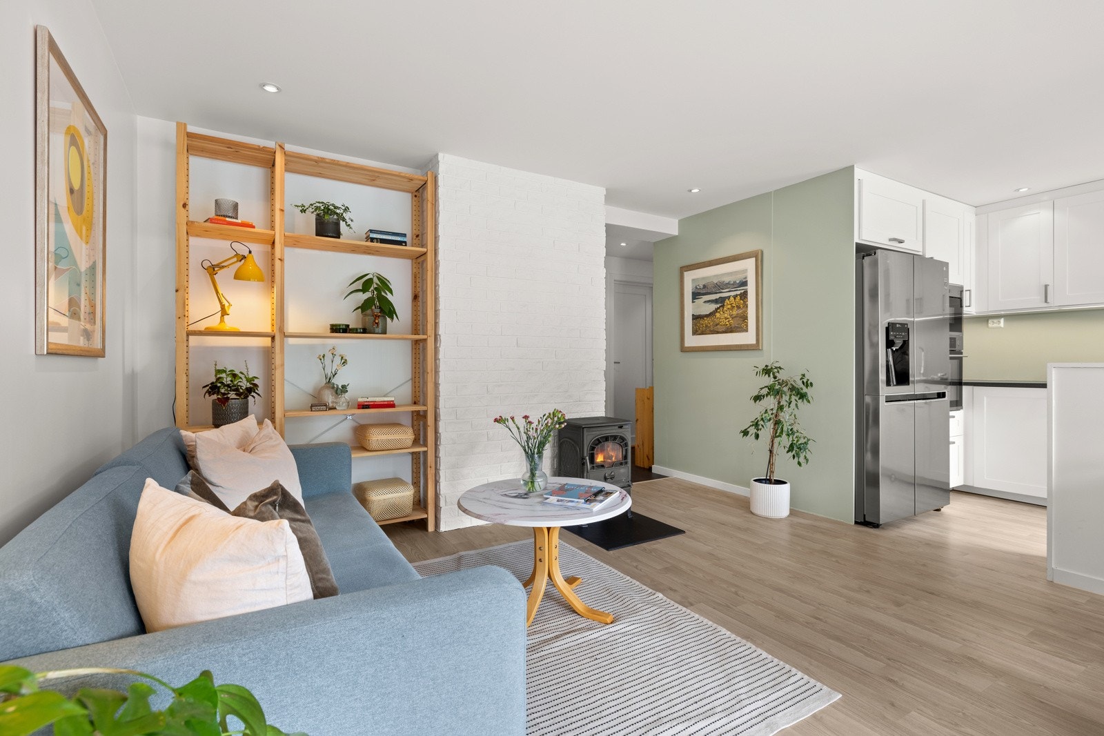 Leiligheten er gjennomgående, og lysforholdene meget gode. Galleribilde