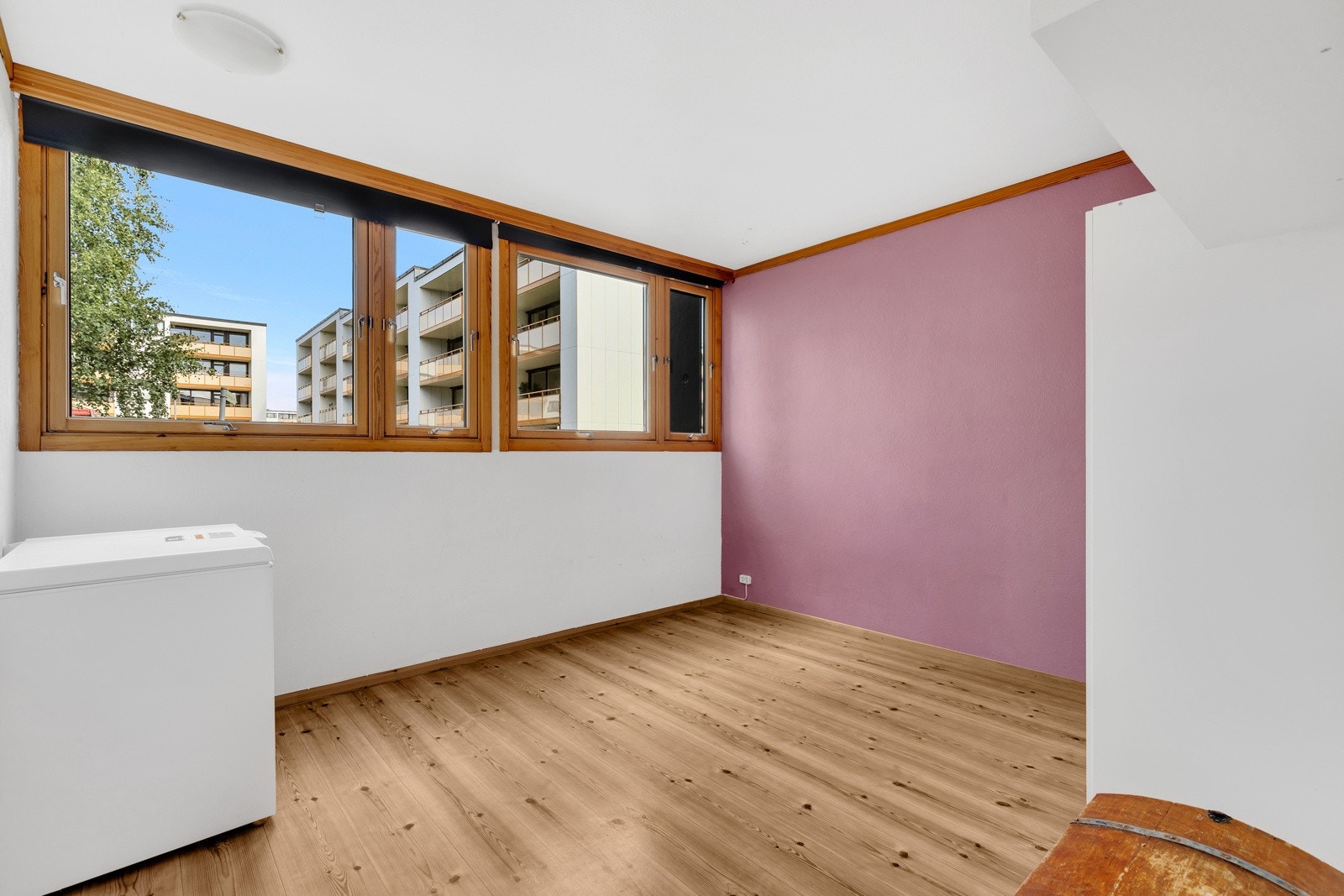 De store vindusflatene gjør at soverommene oppleves som lyse og luftige. Galleribilde