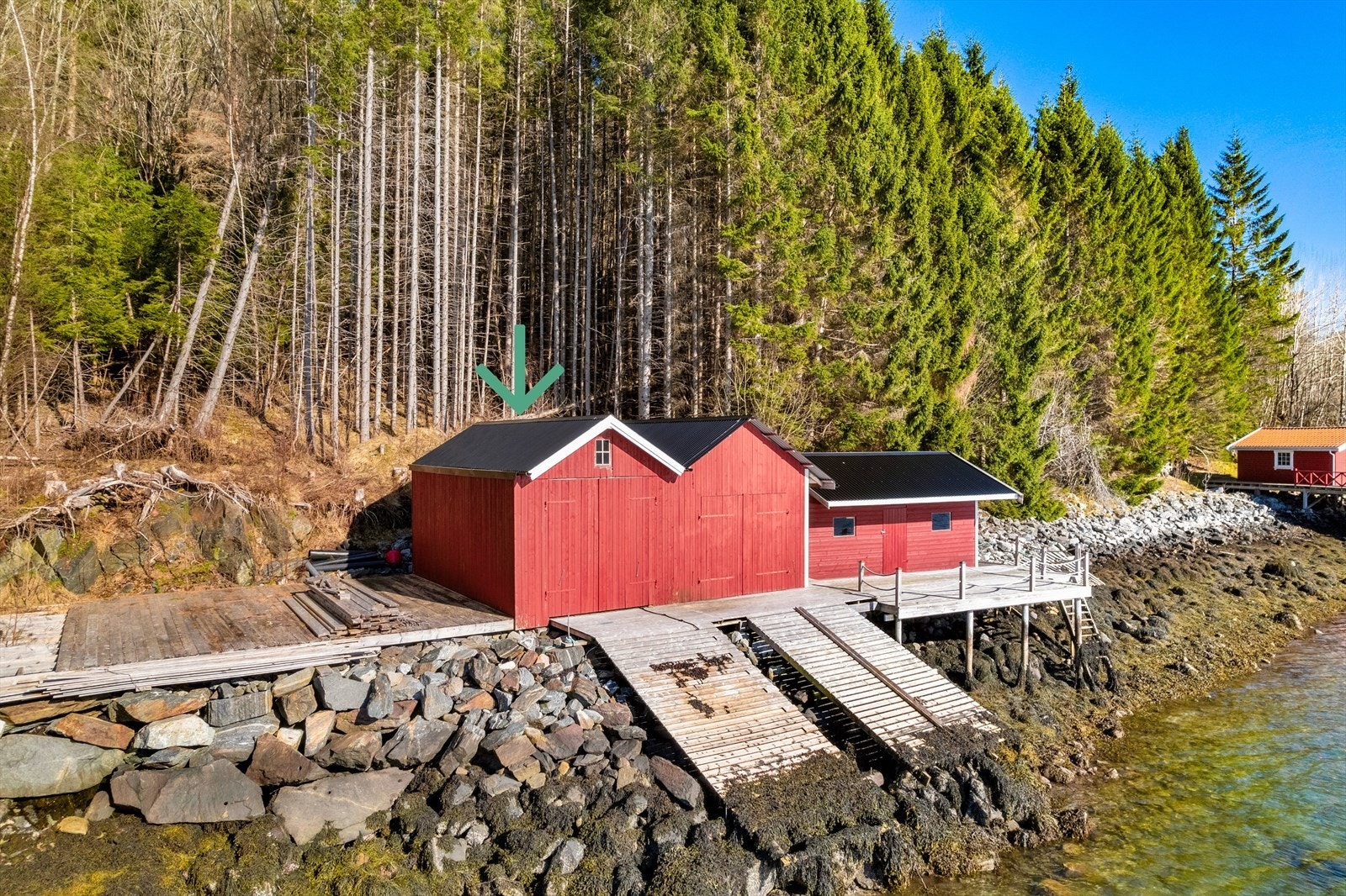 Nyere naust fra 2015 Galleribilde