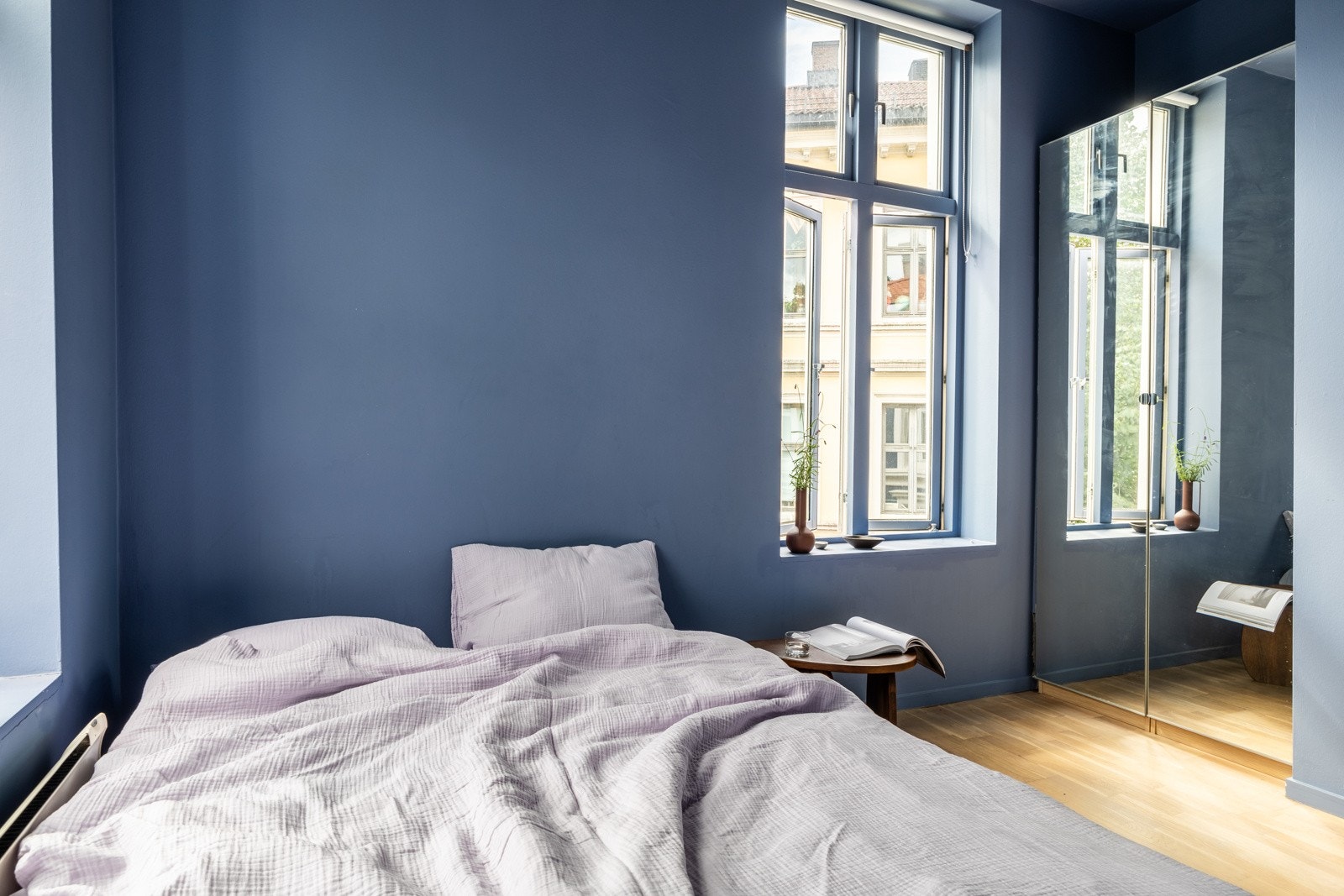 Her er det god plass til garderobeskap, hvor man har mye oppbevaringsmuligheter. Galleribilde