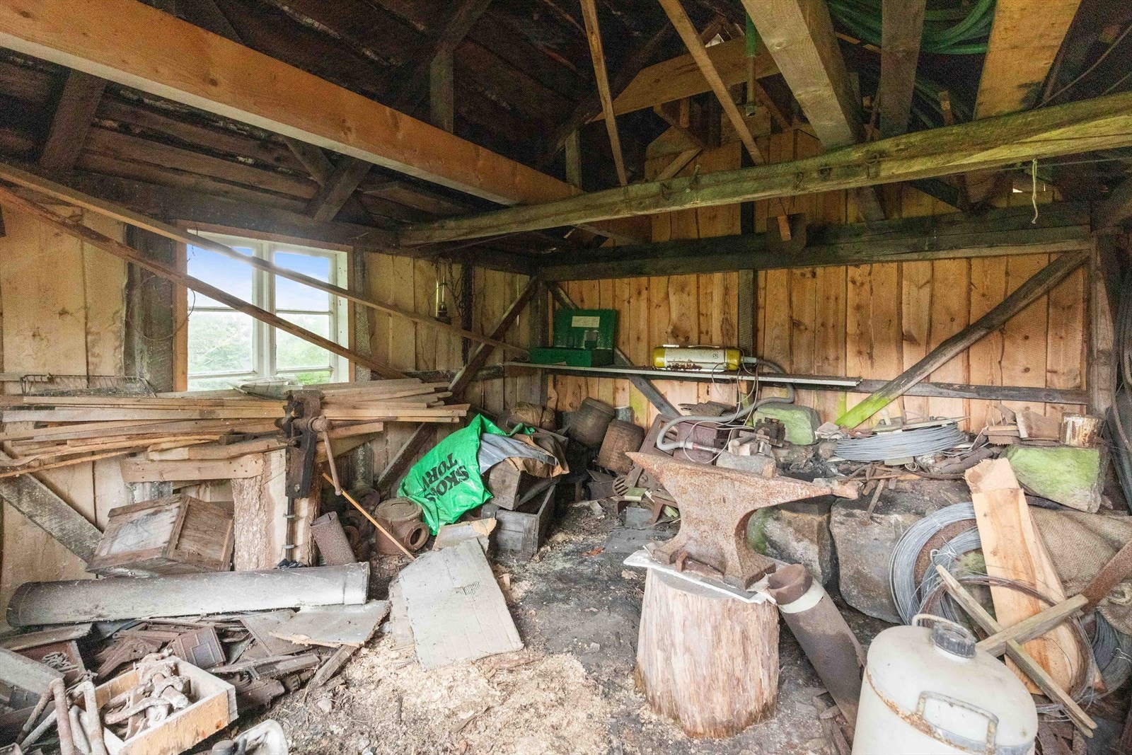 Vedbod. Galleribilde