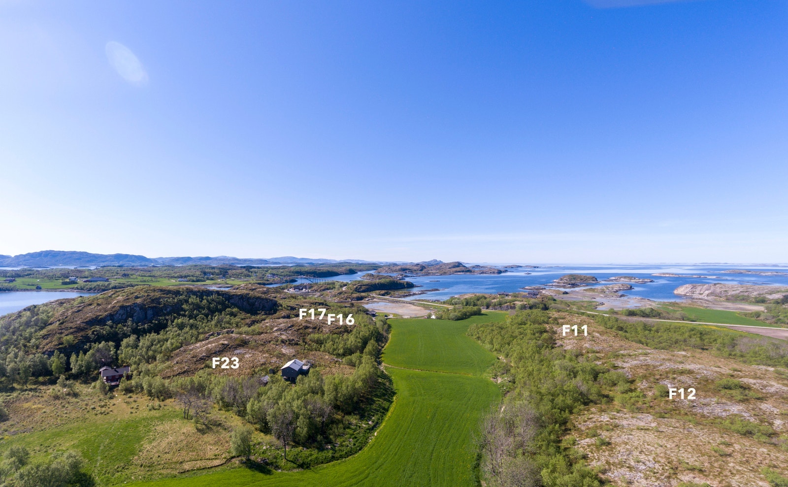 Det legges strøm, vann, avløp, samt vei til tomtegrensene Galleribilde