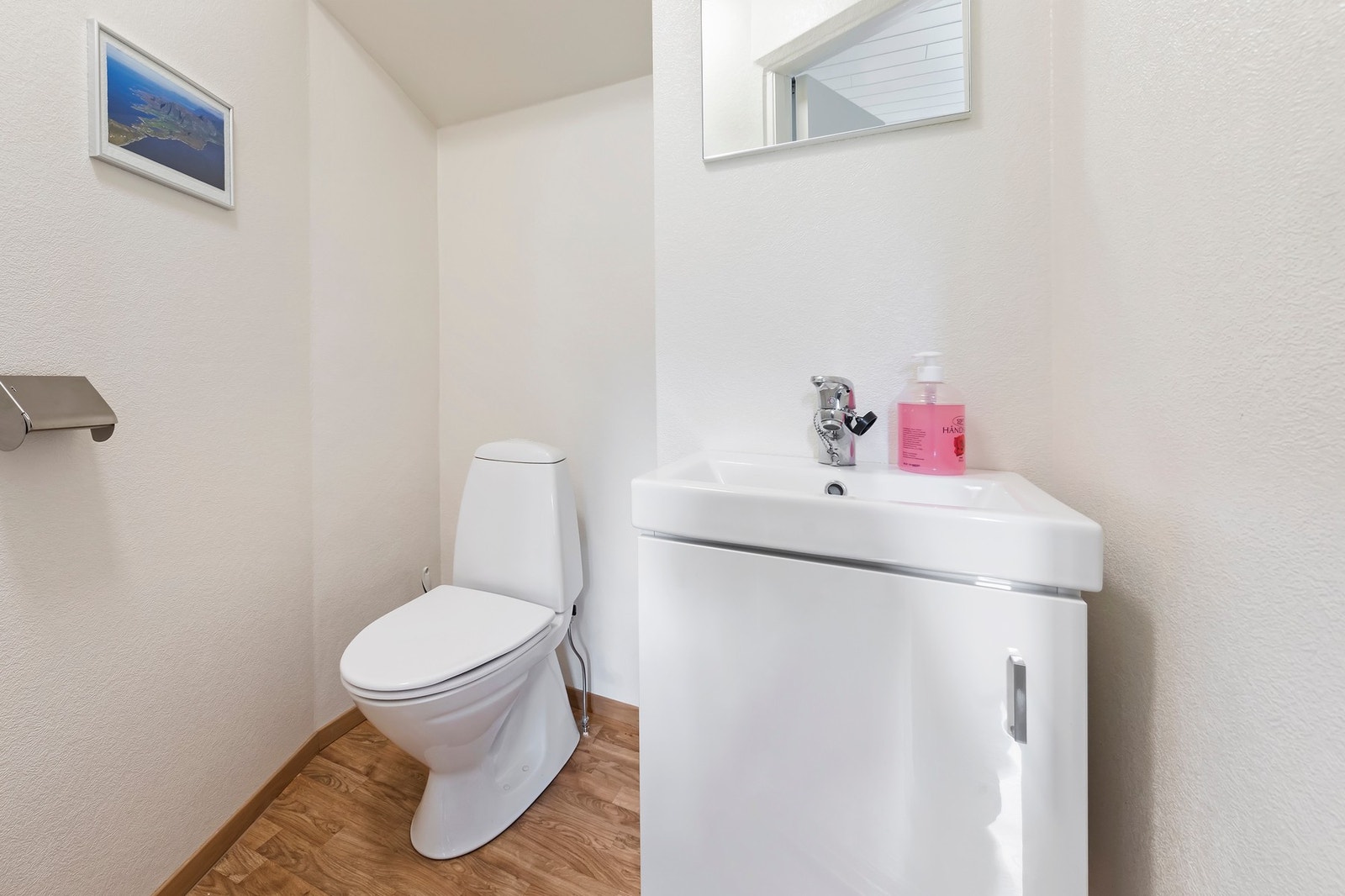 Toalettrom 1.etg. Galleribilde