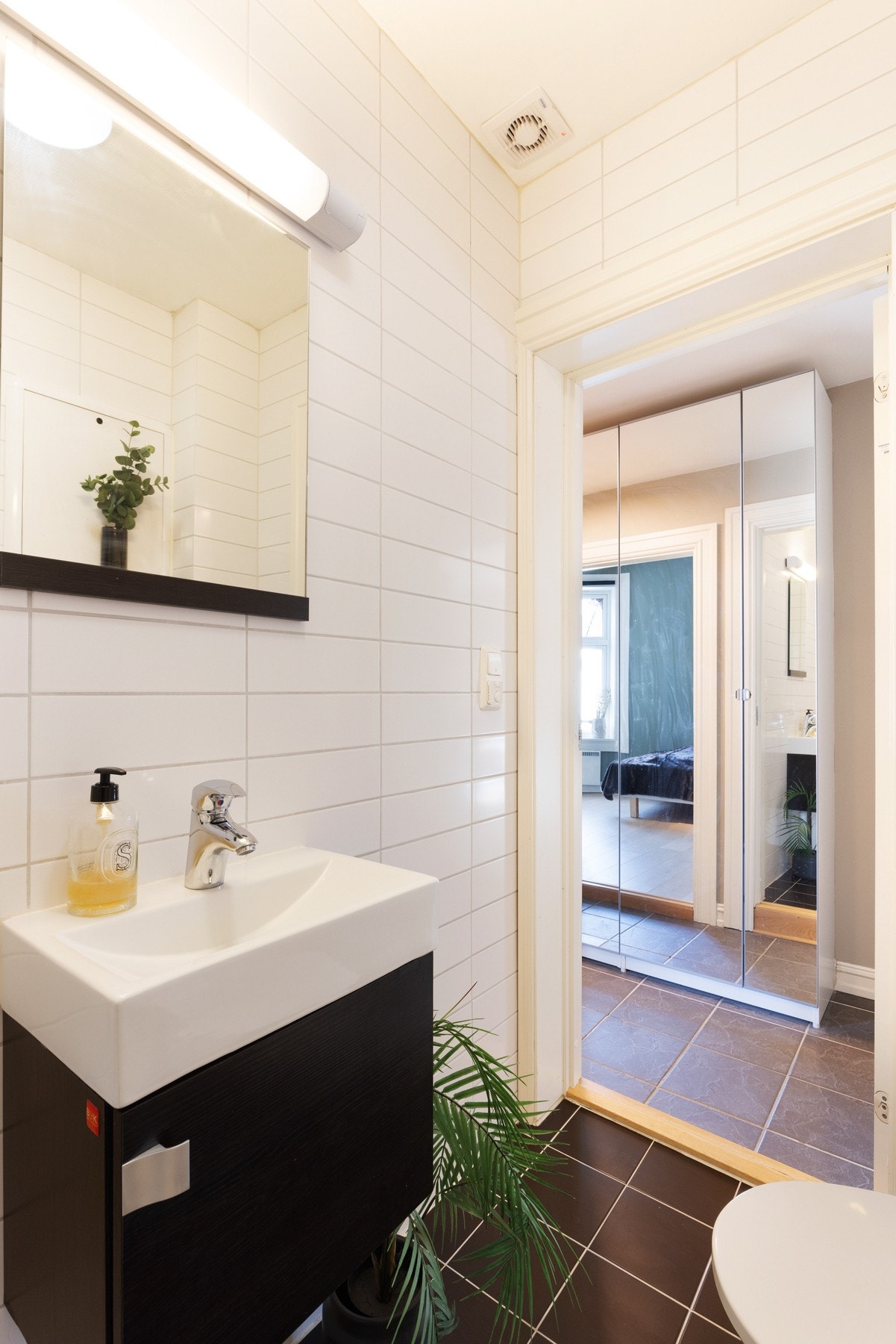 Badet har opplegg for vaskemaskin. Galleribilde