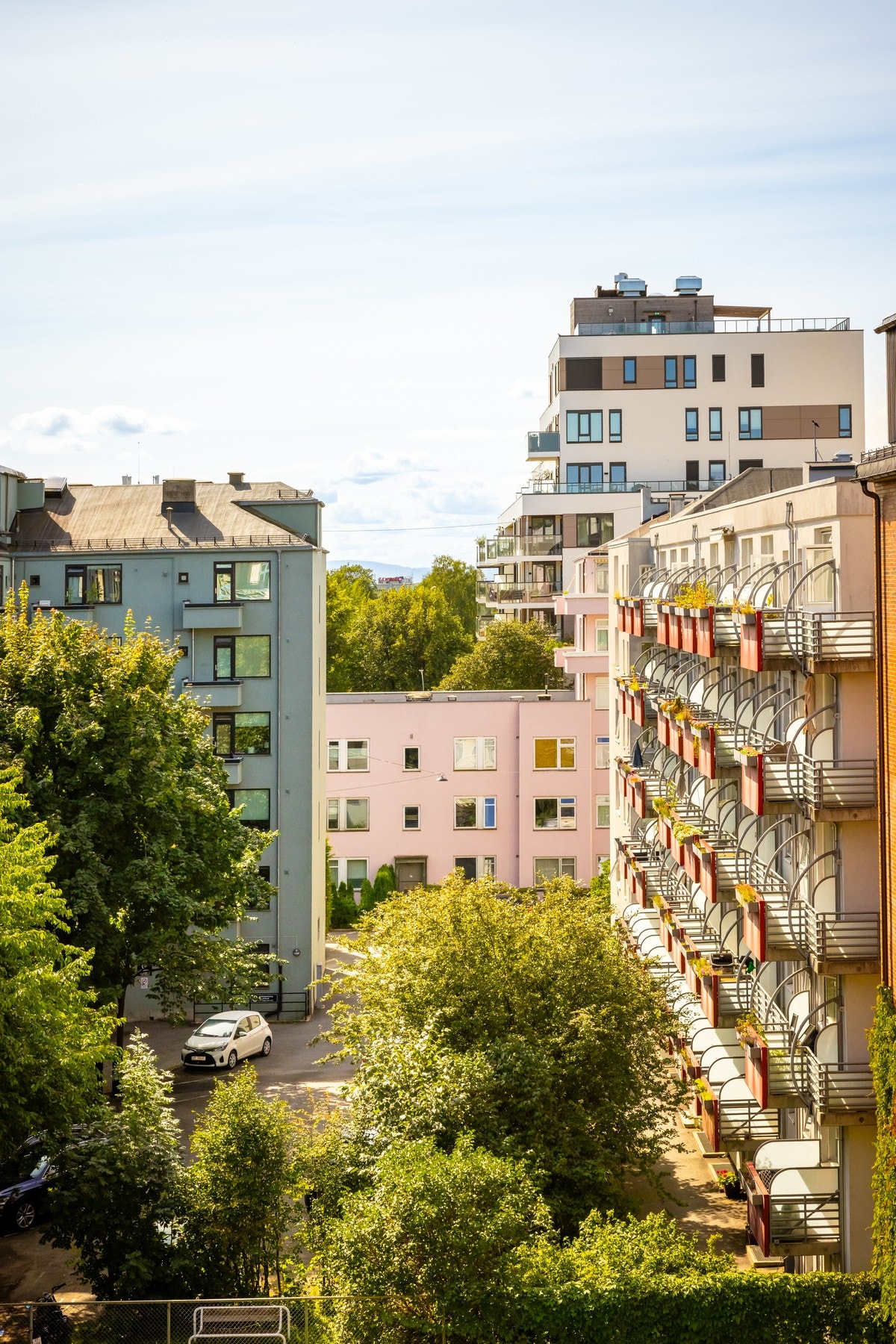 Flott utsyn fra vinduet i stuen. Galleribilde