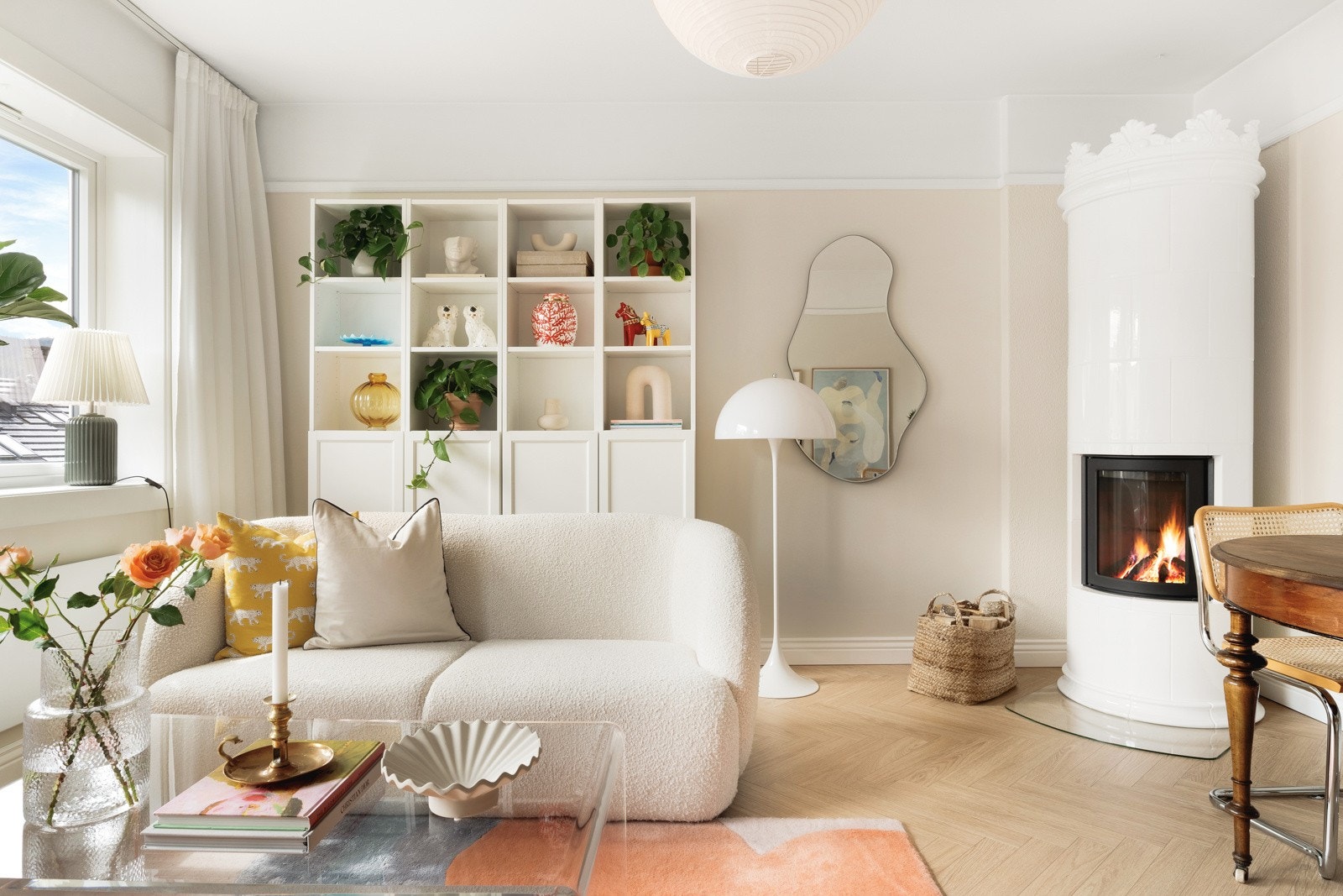 Svært lekker 3-roms leilighet med moderne standard i et sentralt og attraktivt område. Galleribilde