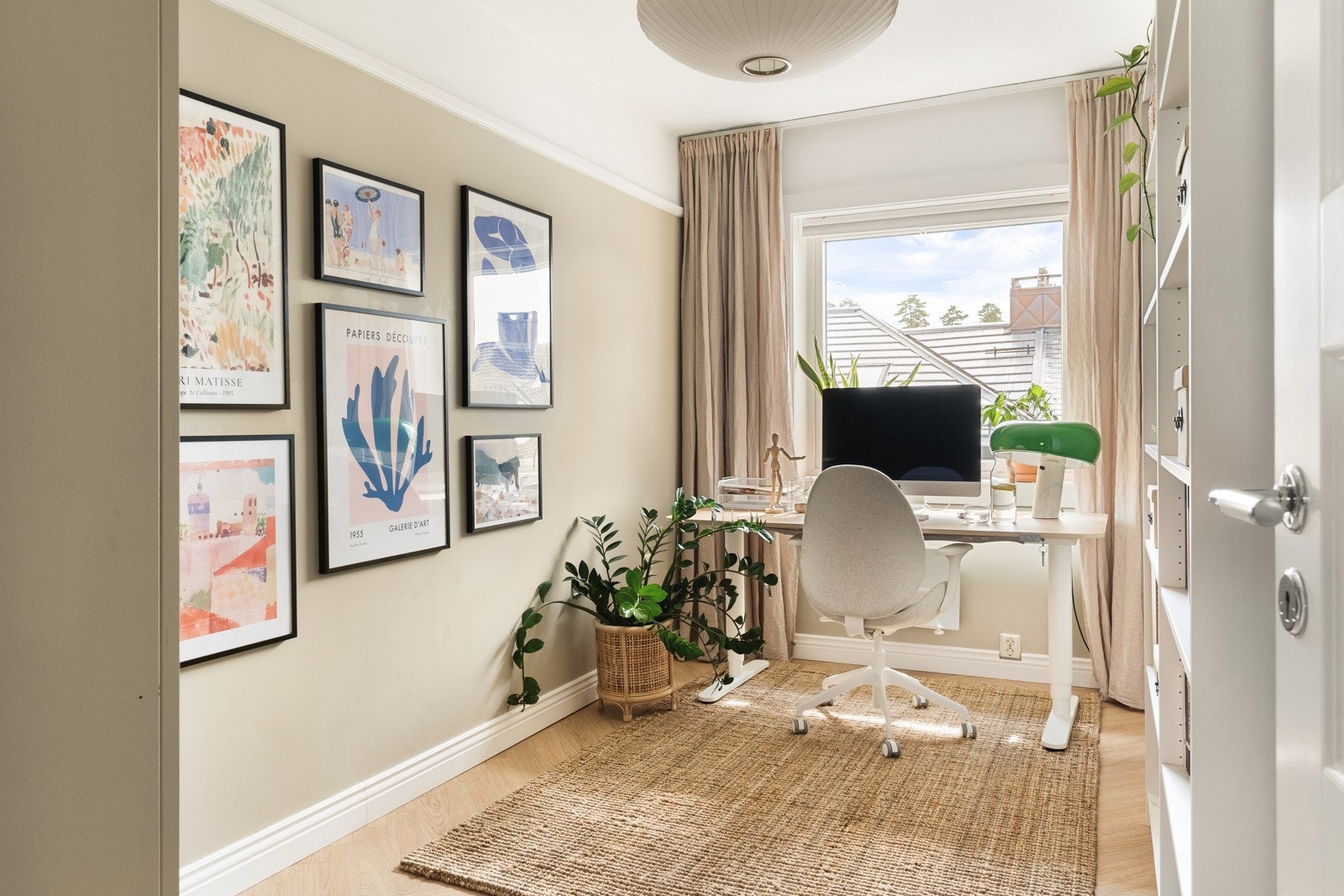 Det andre soverommet måler 9,8 kvm. Galleribilde