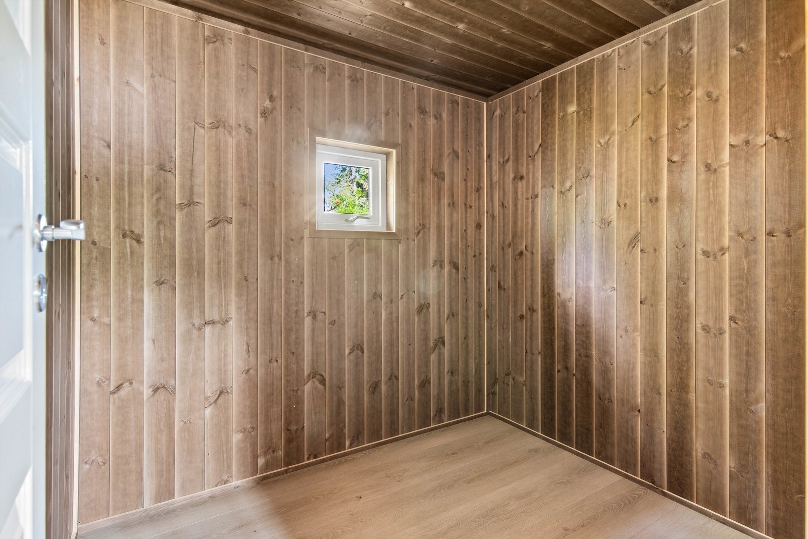 Ett rom står uinnredet, kan enten innredes som soverom eller som rom for toalett/vask. Galleribilde