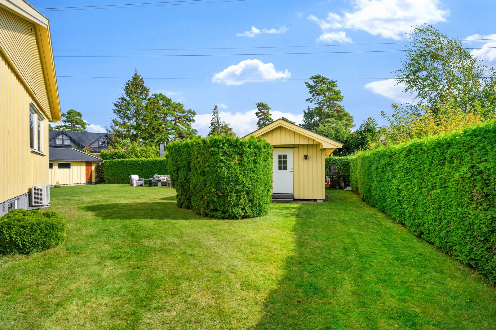 I hagen er det et anneks. Galleribilde