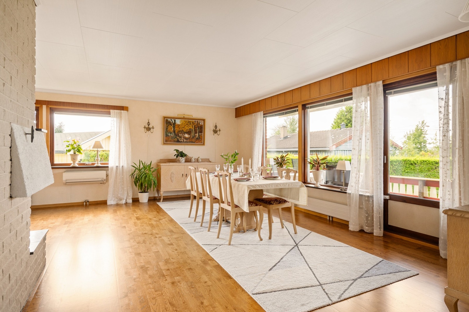 Herfra er det utgang til terrassen. Galleribilde