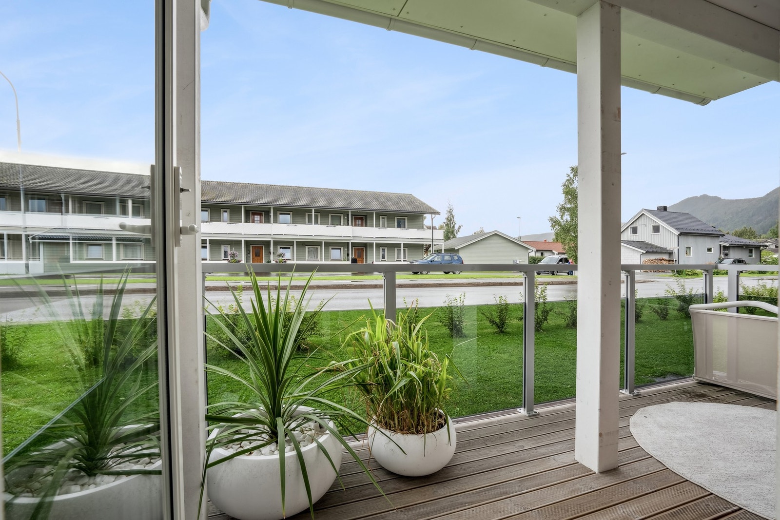 Terrasse mot sør Galleribilde