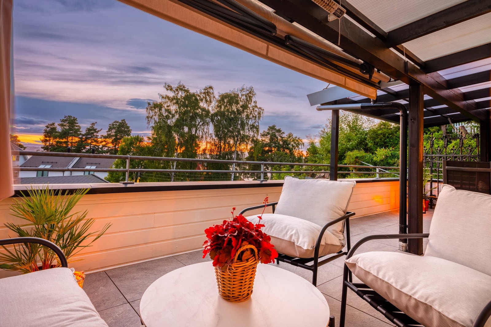 Flott utsyn fra alle terrassens vinkler. Galleribilde