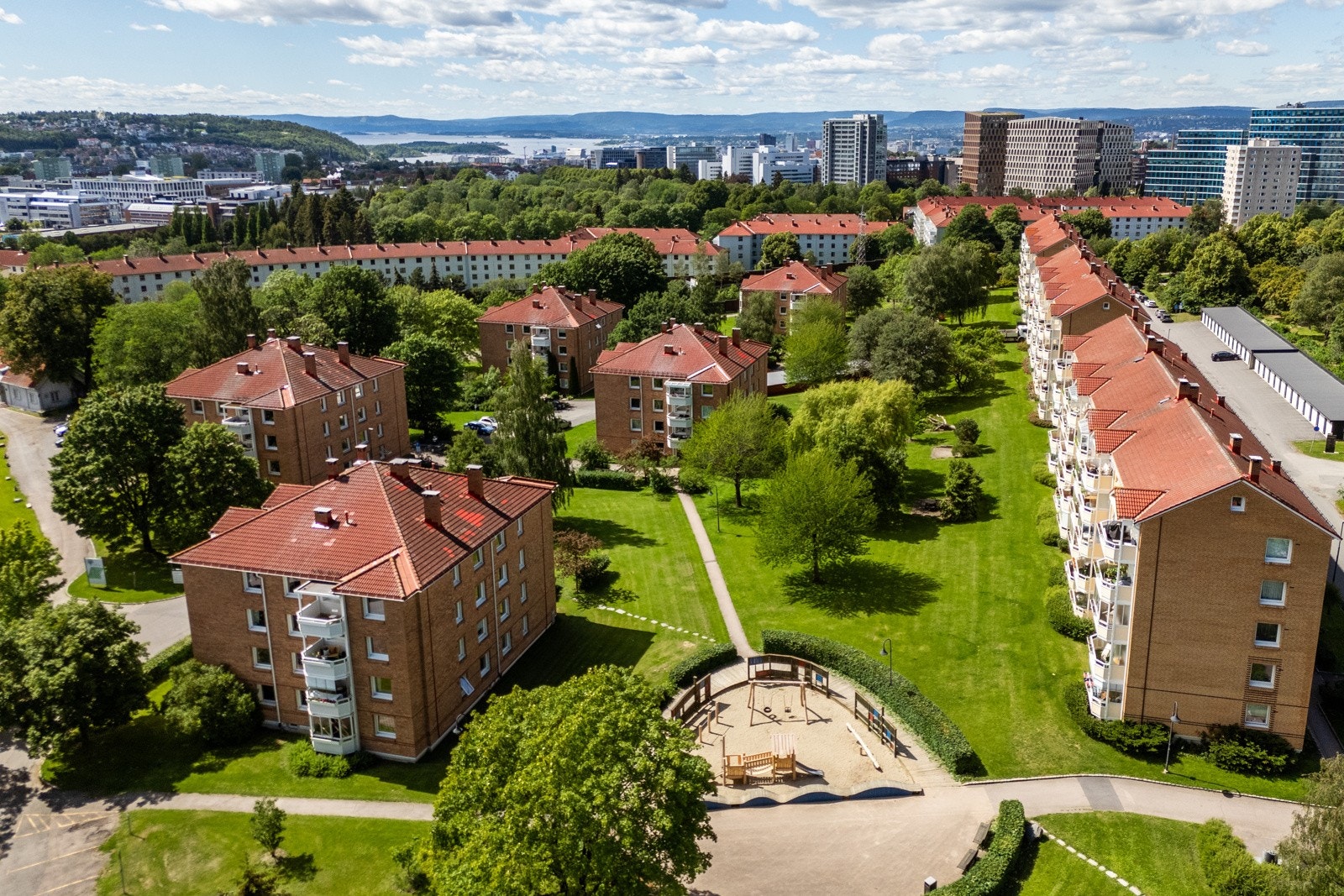 Oversikt over borettslaget med Oslofjorden i bakgrunn Galleribilde