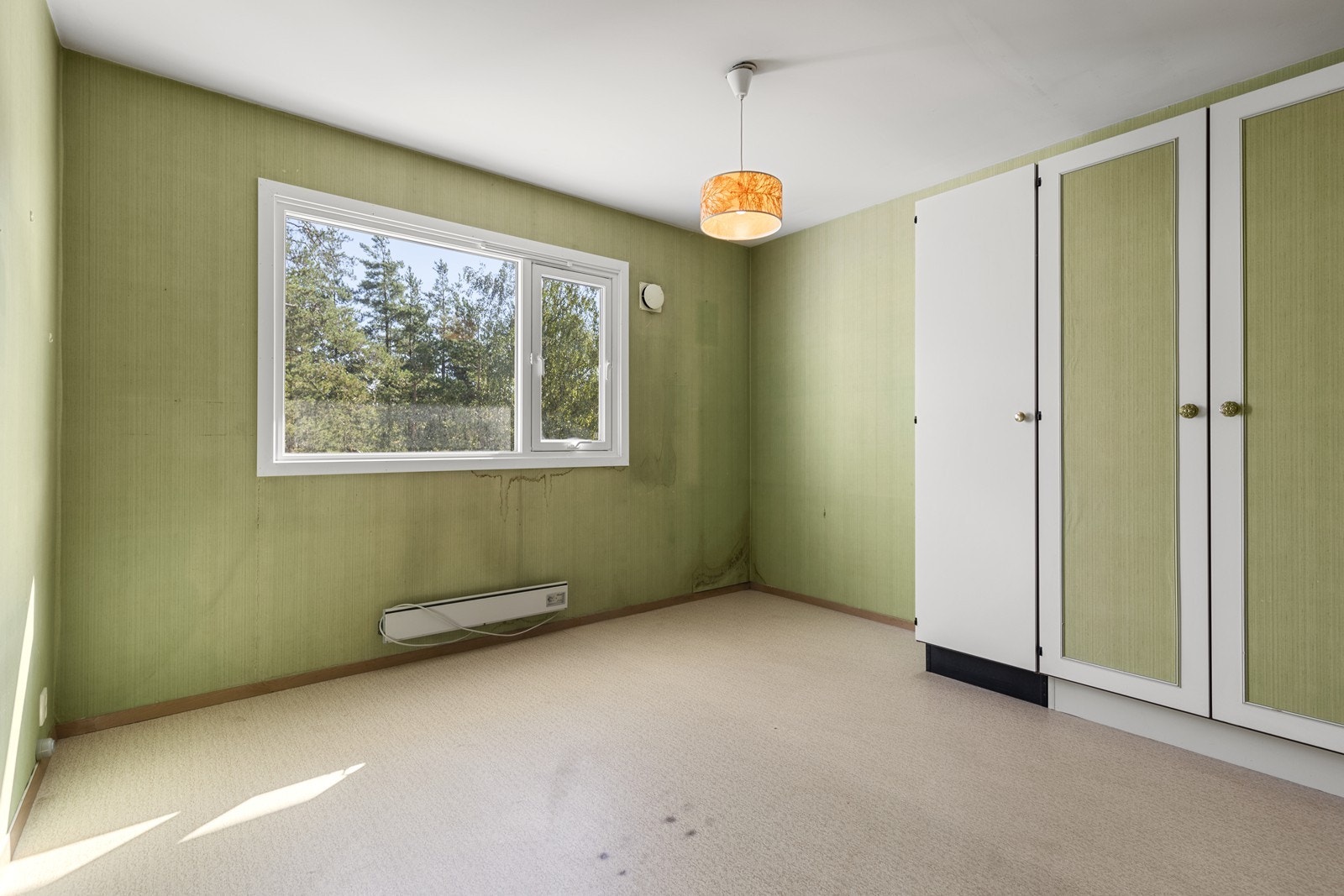Soverom 2 ligger ved spisestuen, på østsiden. Galleribilde