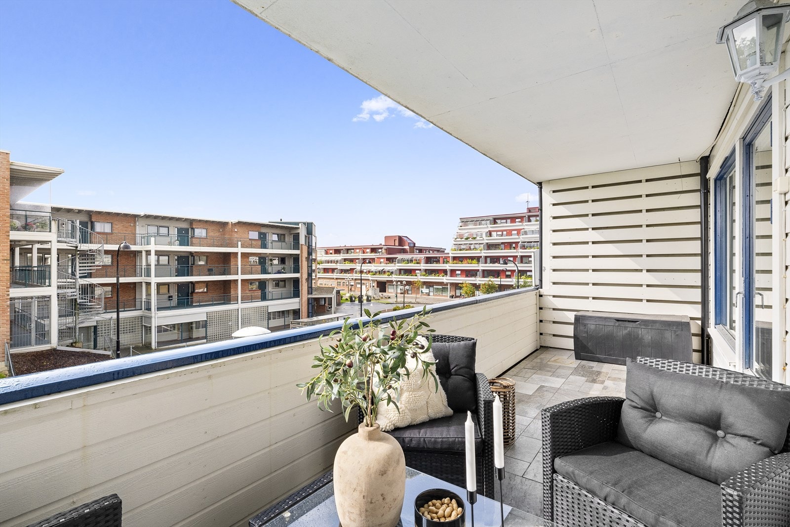 EiendomsMegler 1 v/ Nikolai Tvedt presenterer Tellusveien 55! Galleribilde