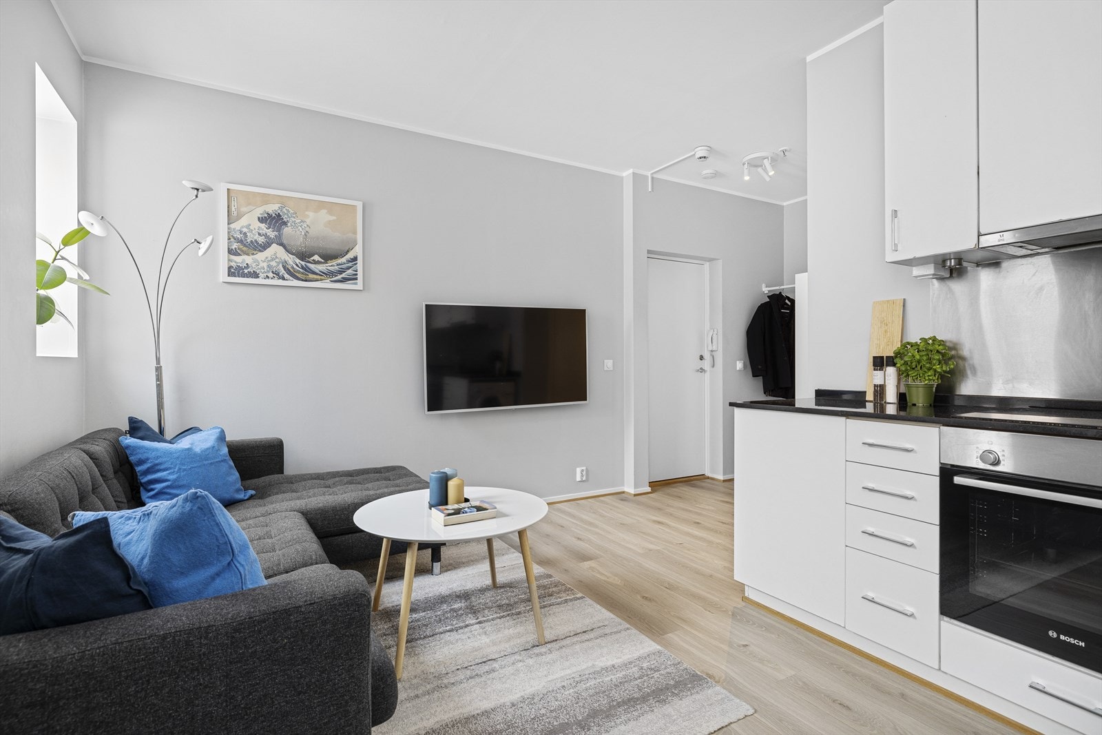 Malene Sunde v/ EiendomsMegler1 har gleden av å presentere Fjørtofts gate 13! Galleribilde