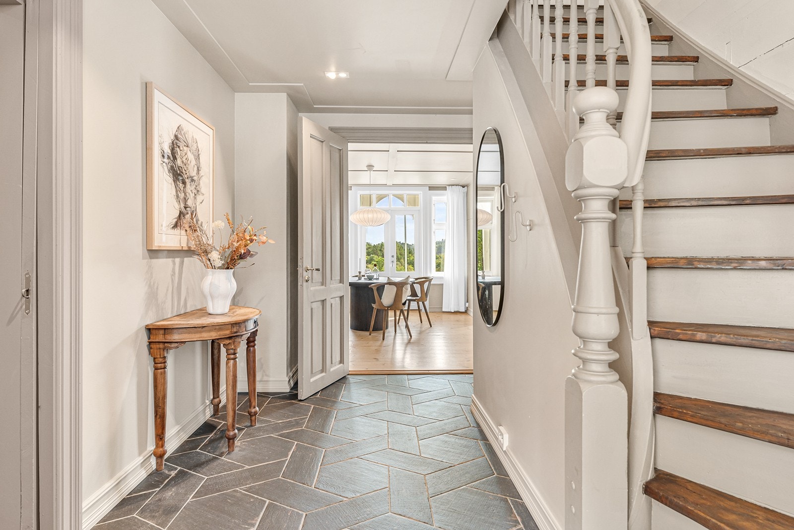 Mot gang. Galleribilde