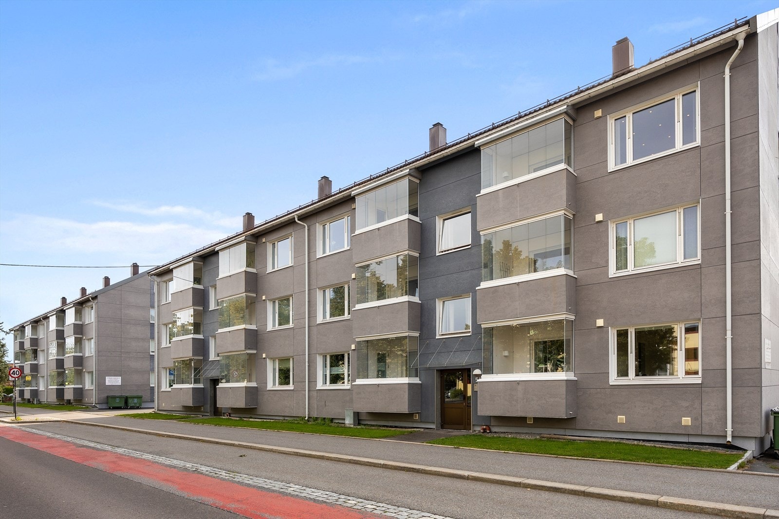 Borettslaget ligger langs Alexander Kiellands gate, med kort vei inn til gågata og Lillestrøm stasjon Galleribilde