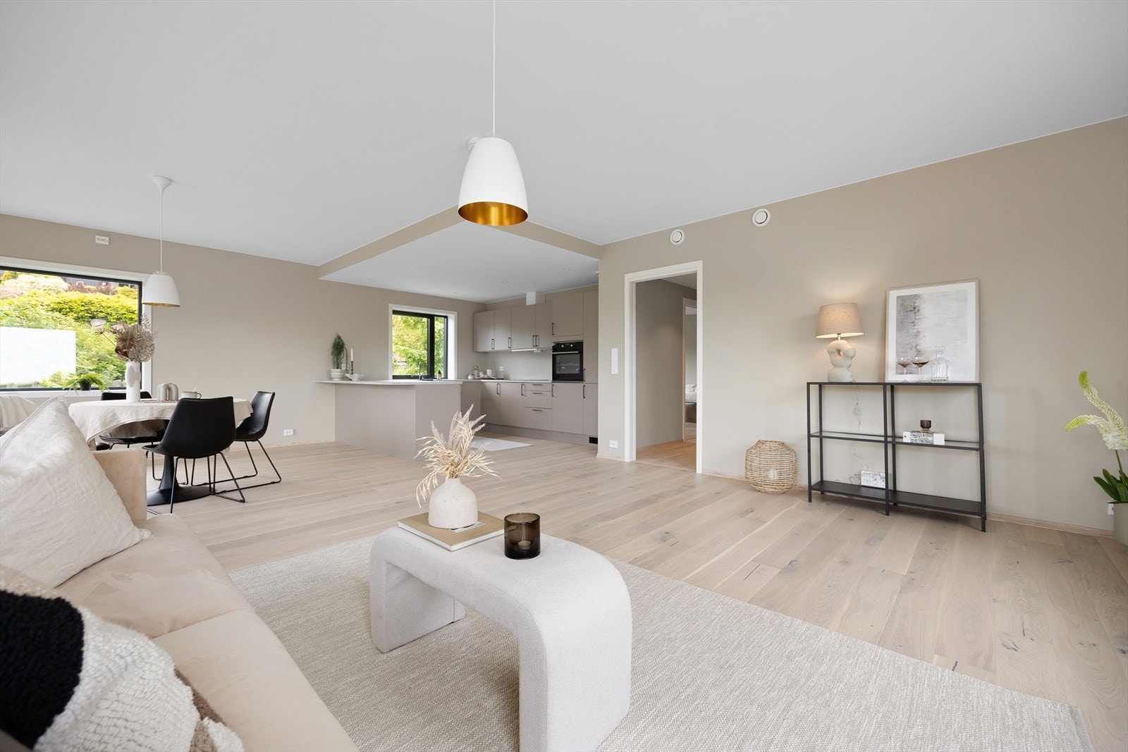 Leiligheten har høy standard med lekre materialvalg. Galleribilde