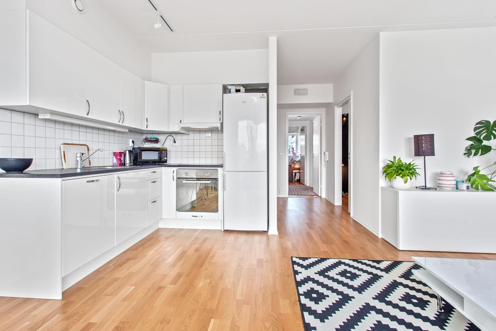 Mot kjøkken Galleribilde