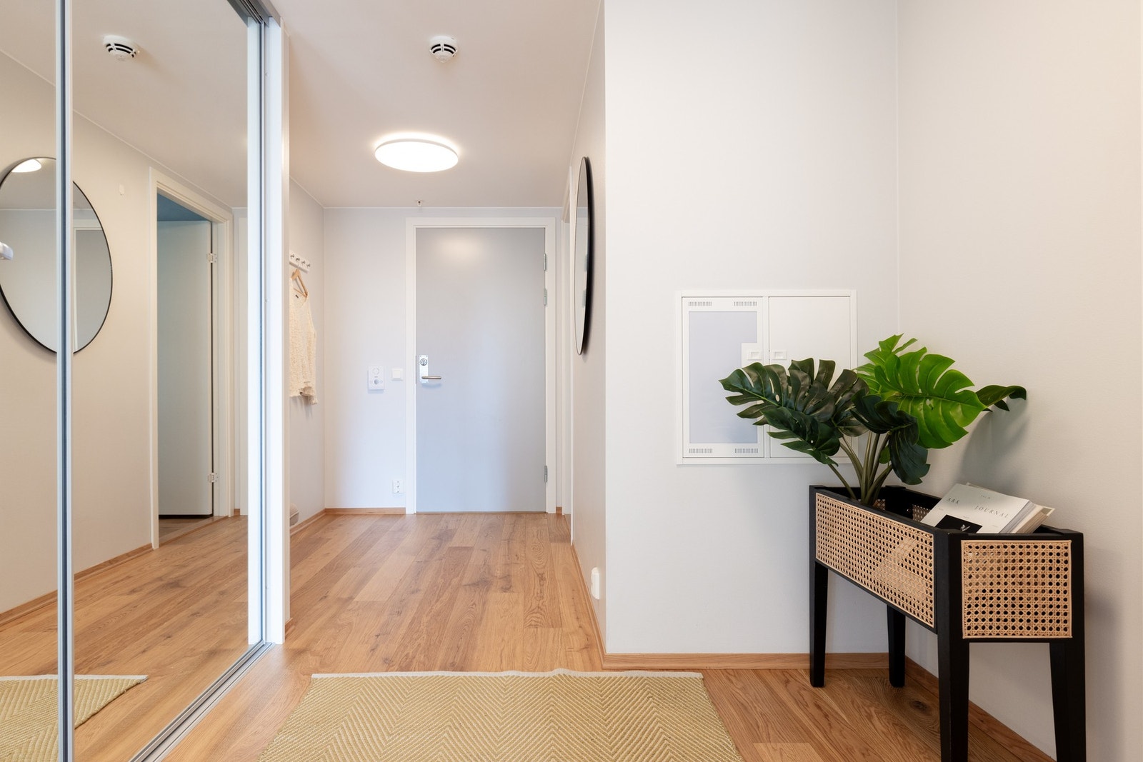 Inngangsparti med callinganlegg. Galleribilde