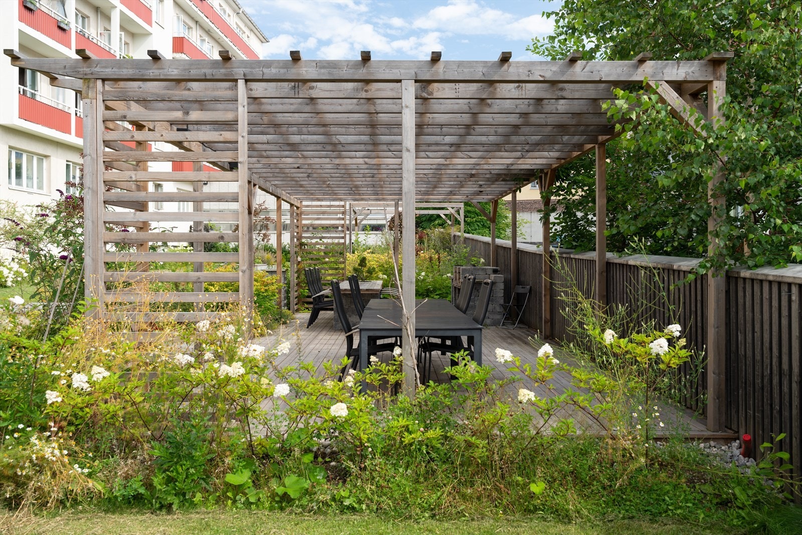 Her flytter du til et hyggelig og veldrevet boligselskap med trivelige naboer. Galleribilde