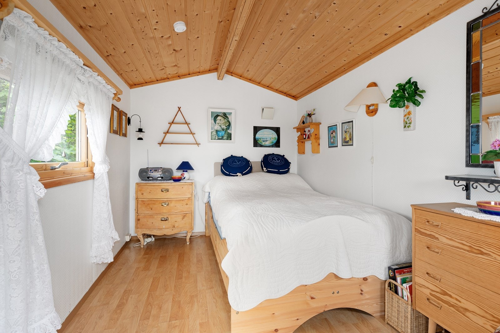 Rom innredet som soverom (ikke godkjent for varig opphold) Galleribilde