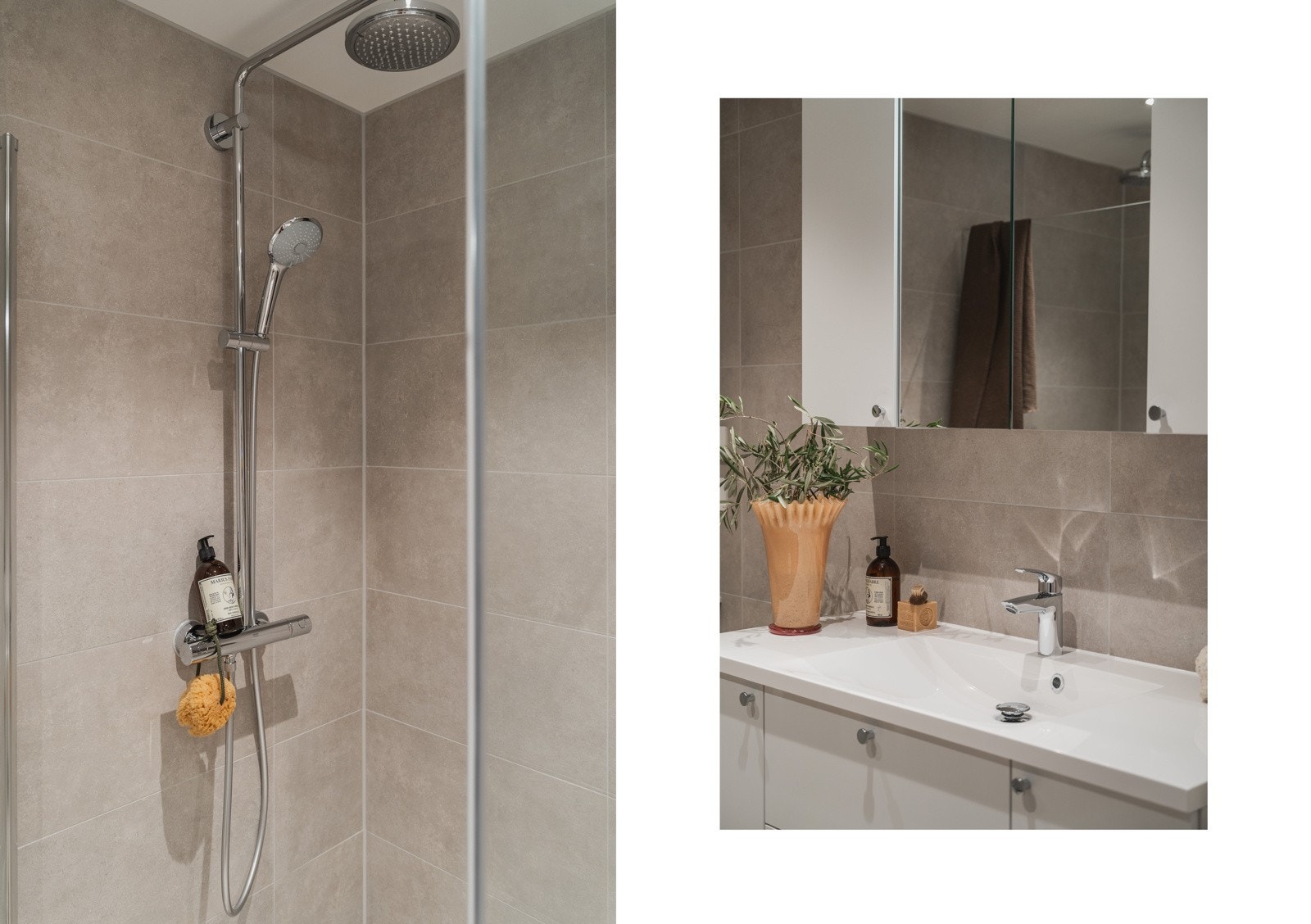 Badet leveres med et dusjhjørnet med lekkre, innfellbare hengslede dører i blankt krom og matchende takdusj, som tilfører en sofistikert touch. Galleribilde