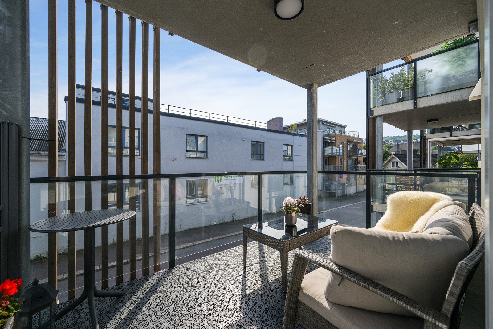Rekkverk av glass og stål Galleribilde