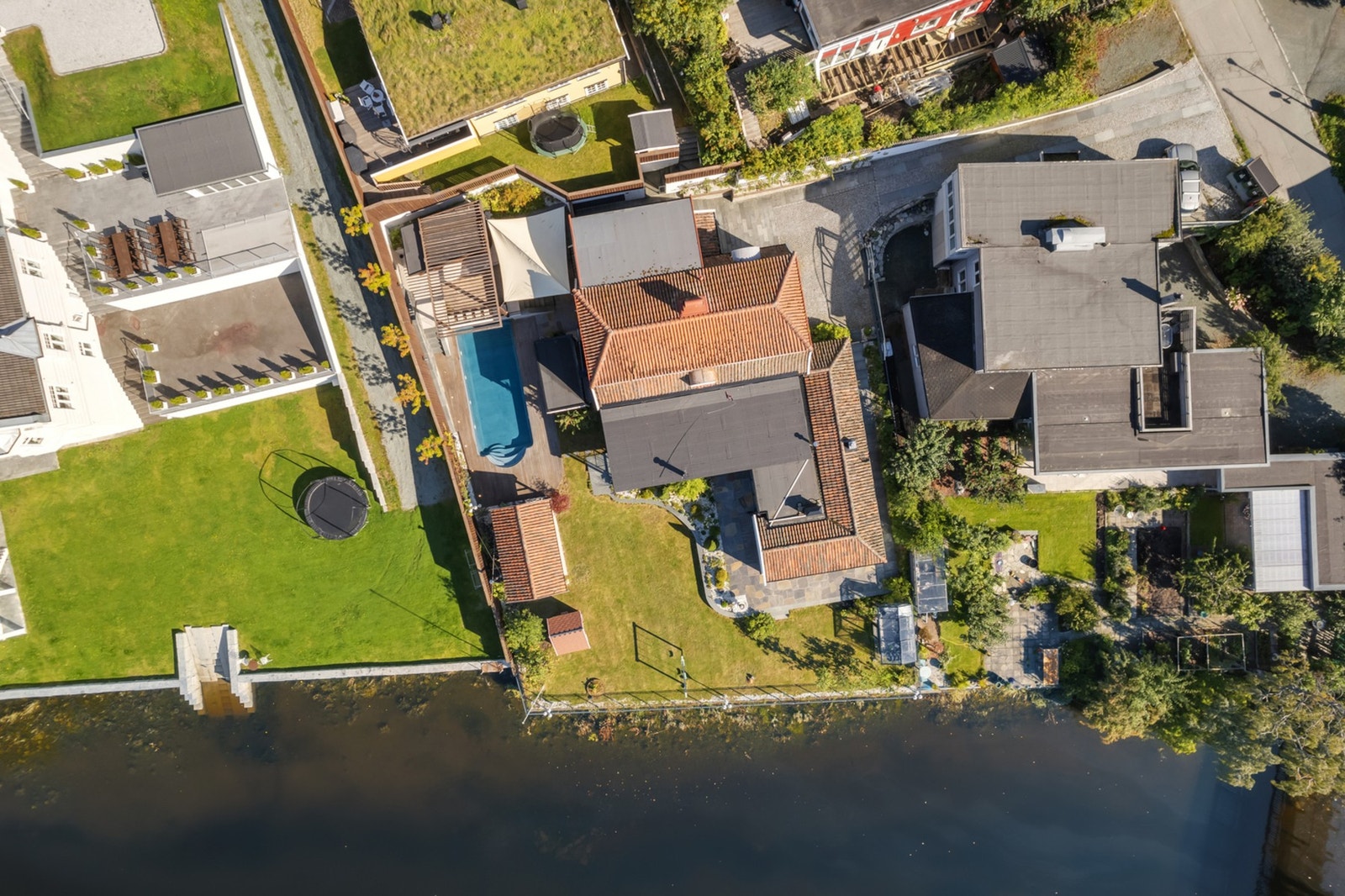 Oversiktsbilde av Elvegata 9B. Galleribilde