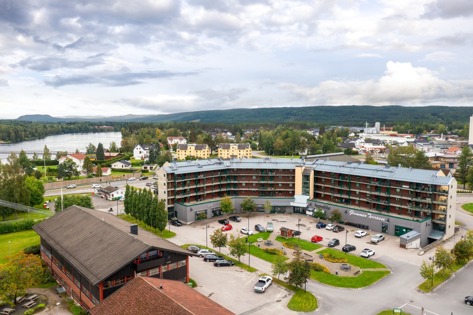 Fasade 1-2.jpg Galleribilde