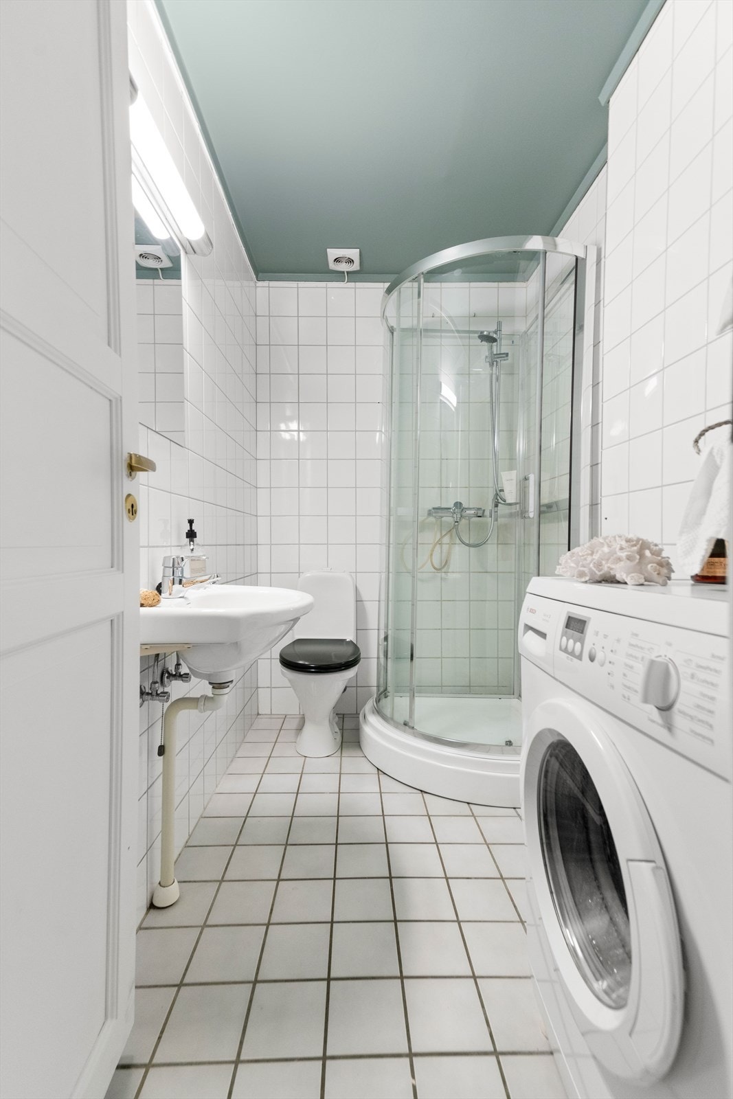 Badet holder en enkel standard, men er fullt funksjonelt. Galleribilde