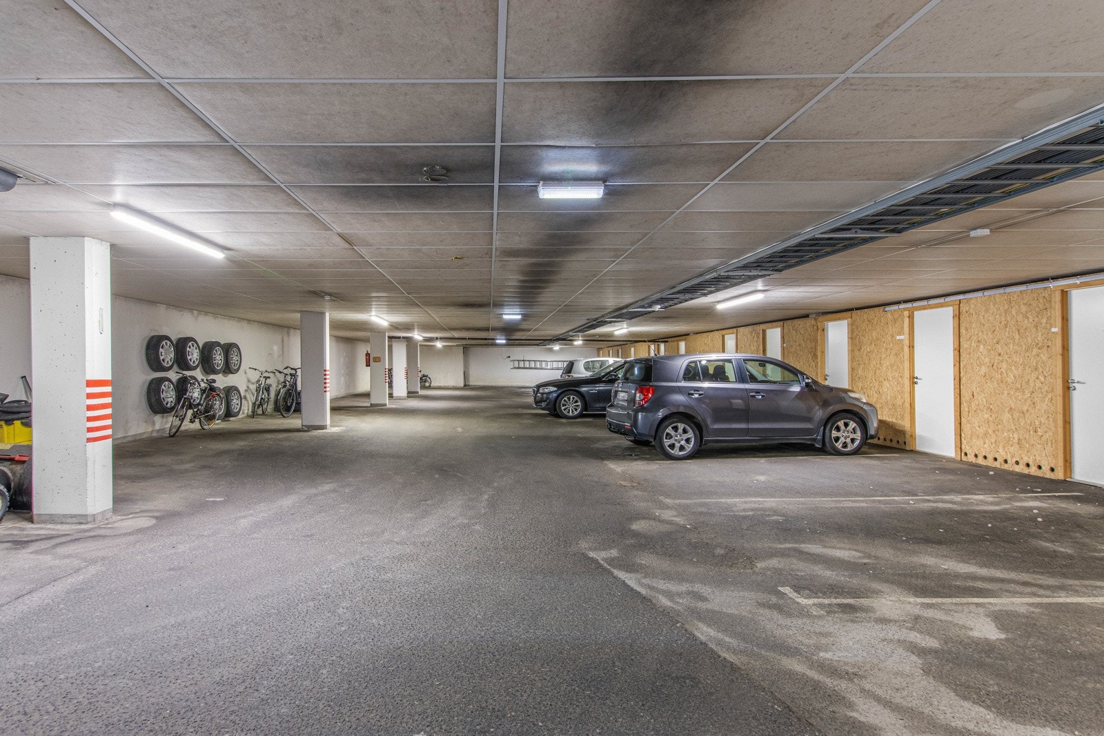 Parkeringskjeller. Galleribilde