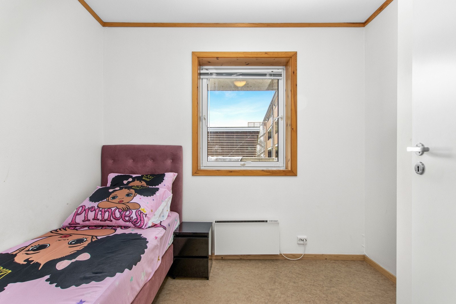 Soverom nr 2 er på 6m². Galleribilde