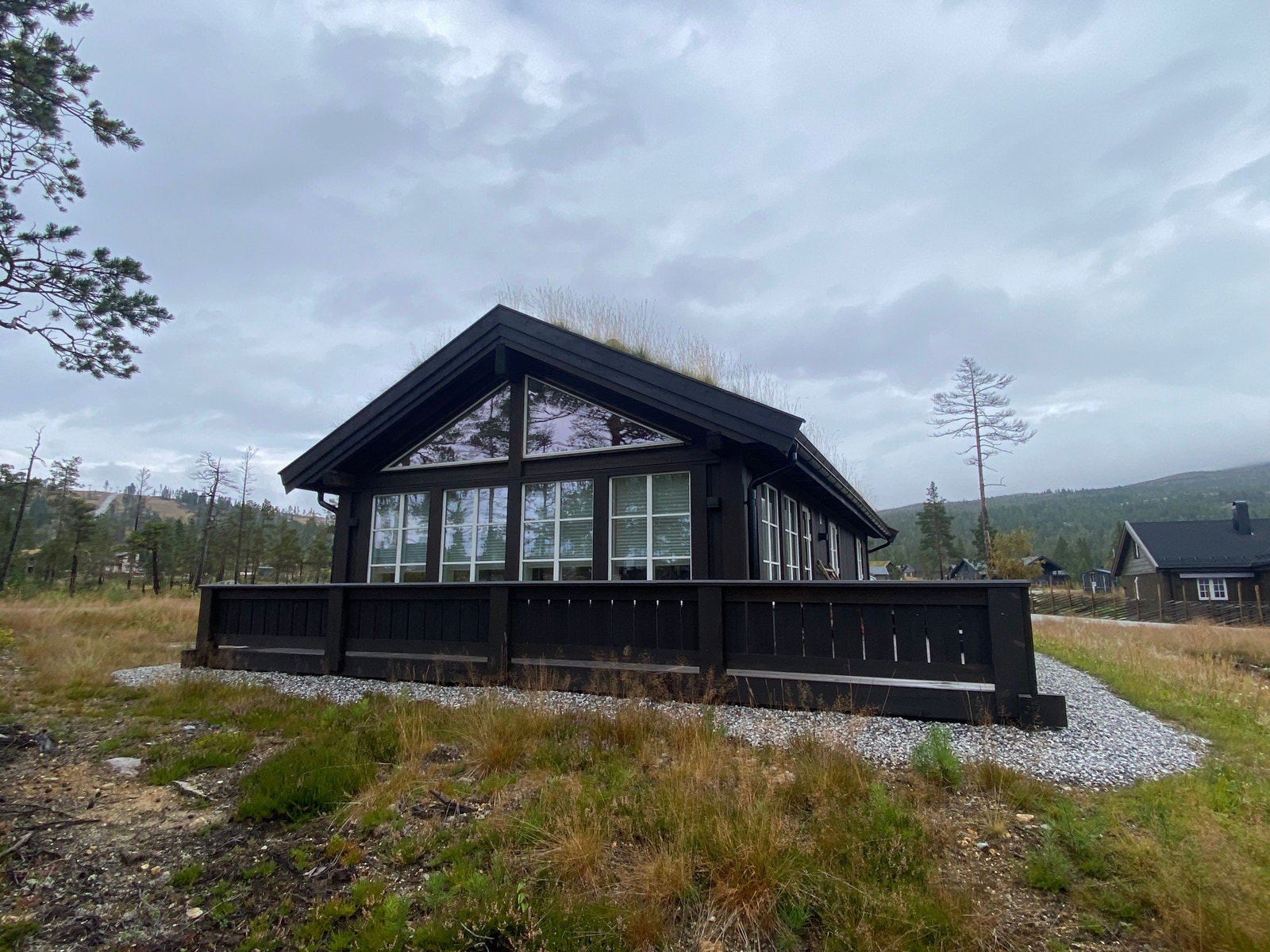 Fjellhytta Småroi. Større vinduer og vindu i gavel er tilvalg. Galleribilde