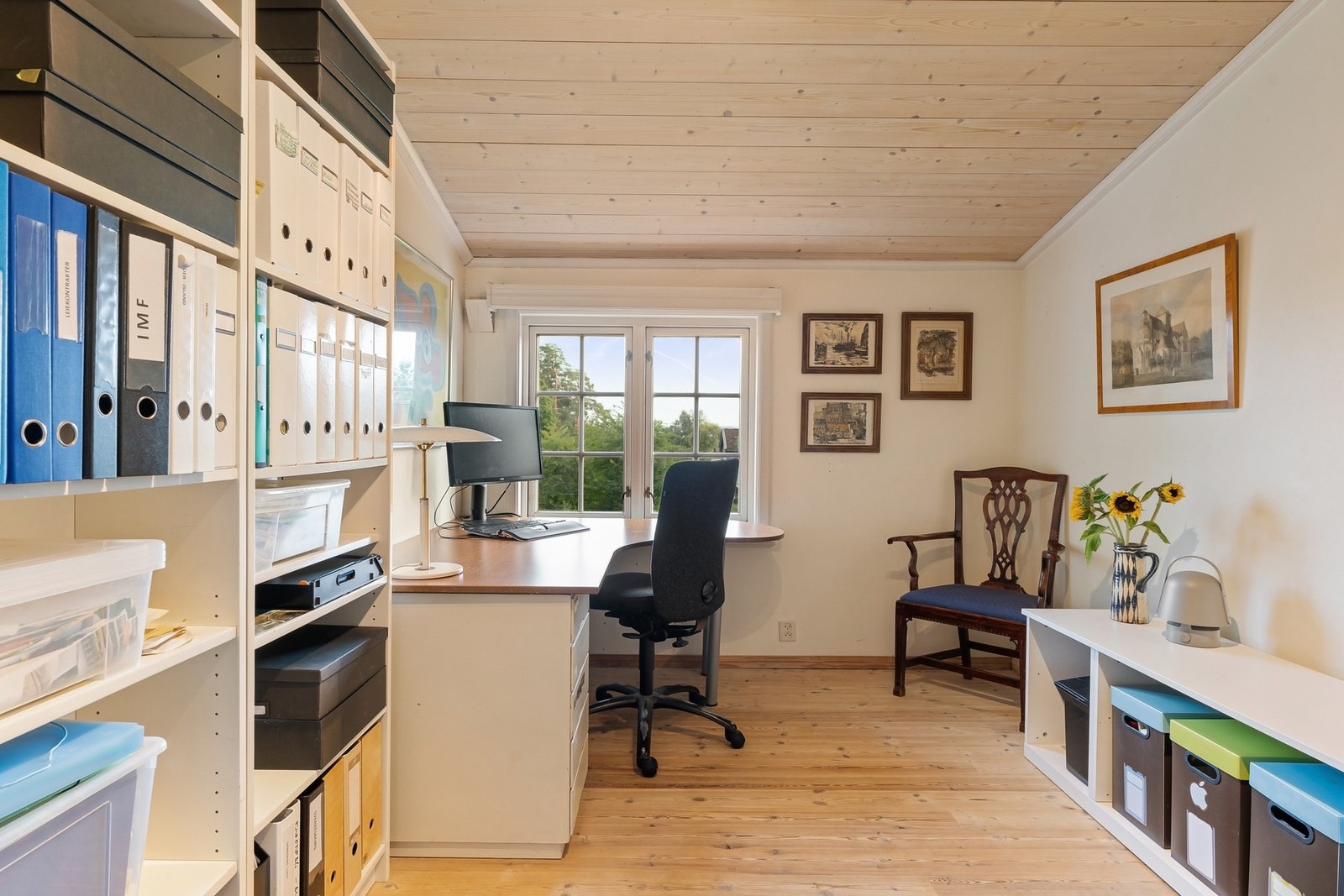 Soverom 4 (innredet som kontor i dag) Galleribilde