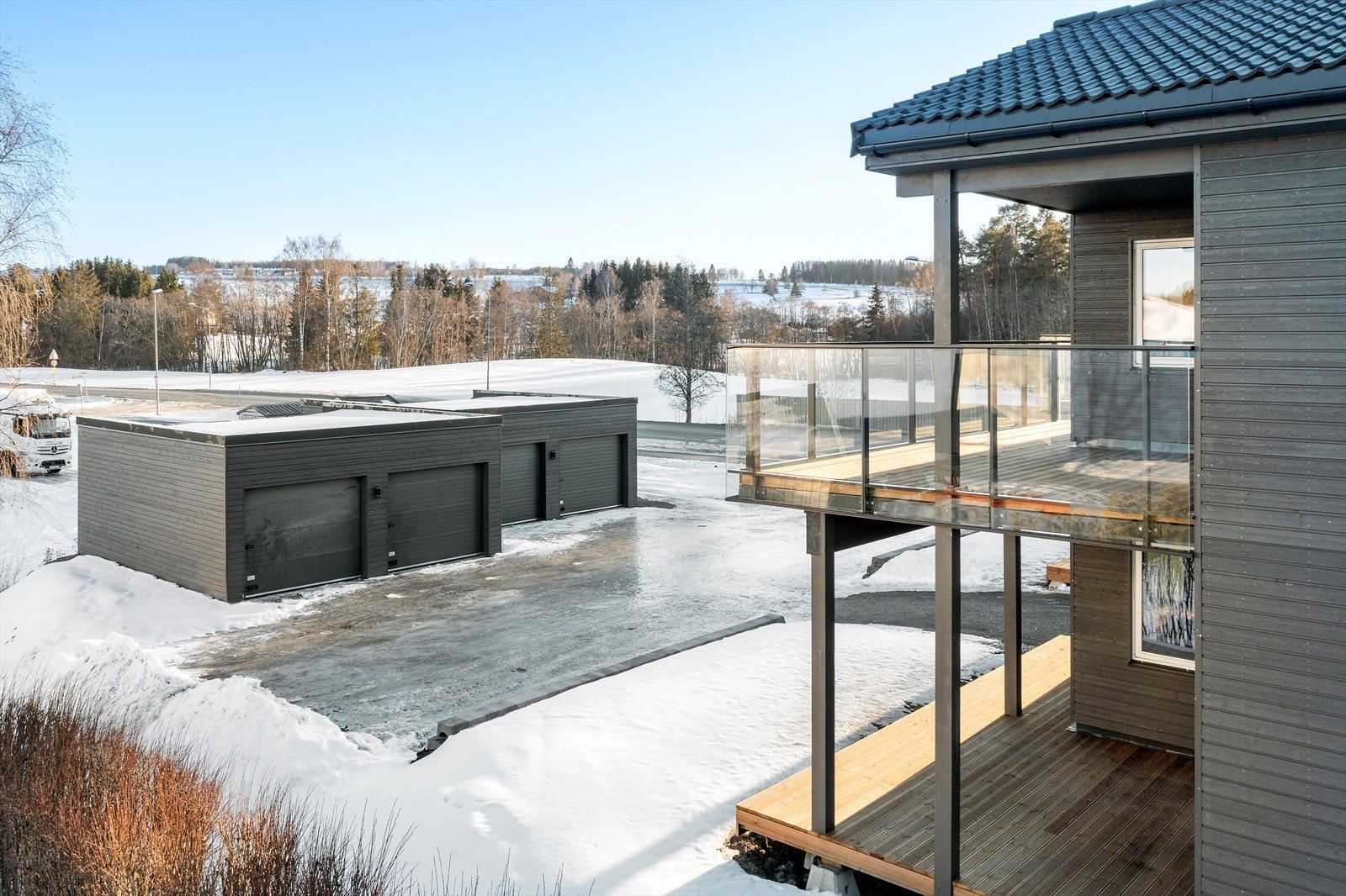 Hjellumvegen 39; Nyoppført, moderne leiligheter med separat garasje og utebod Galleribilde