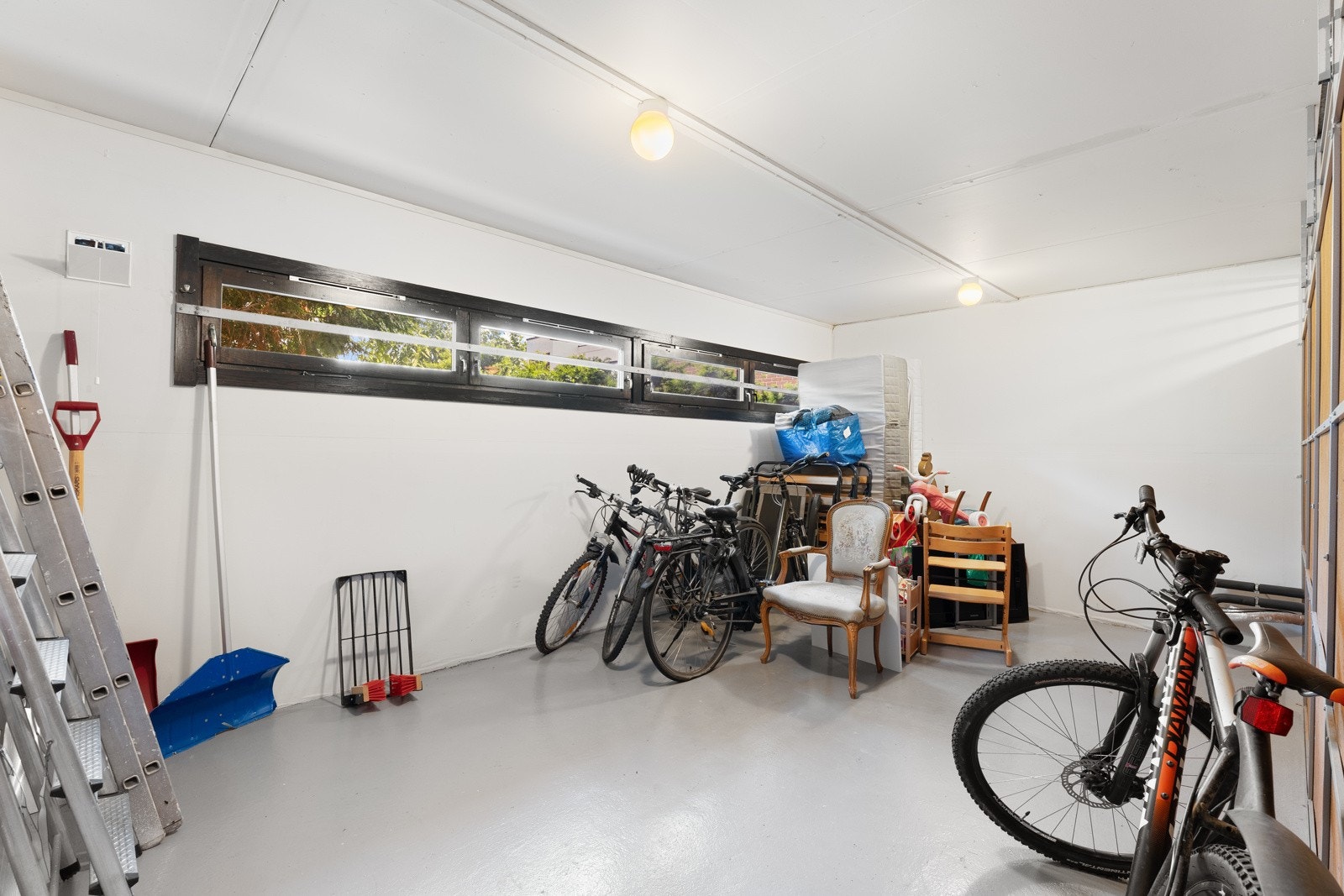 Felles oppbevaringsrom for beboerne. Galleribilde