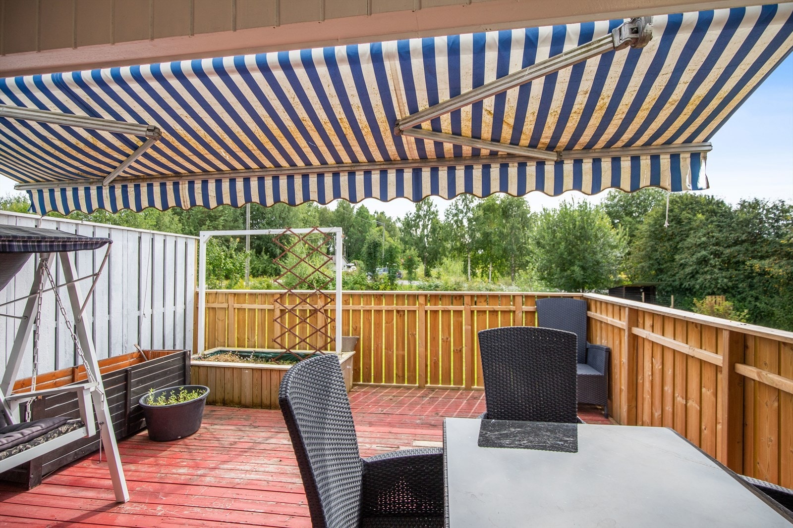 Terrasse. Galleribilde