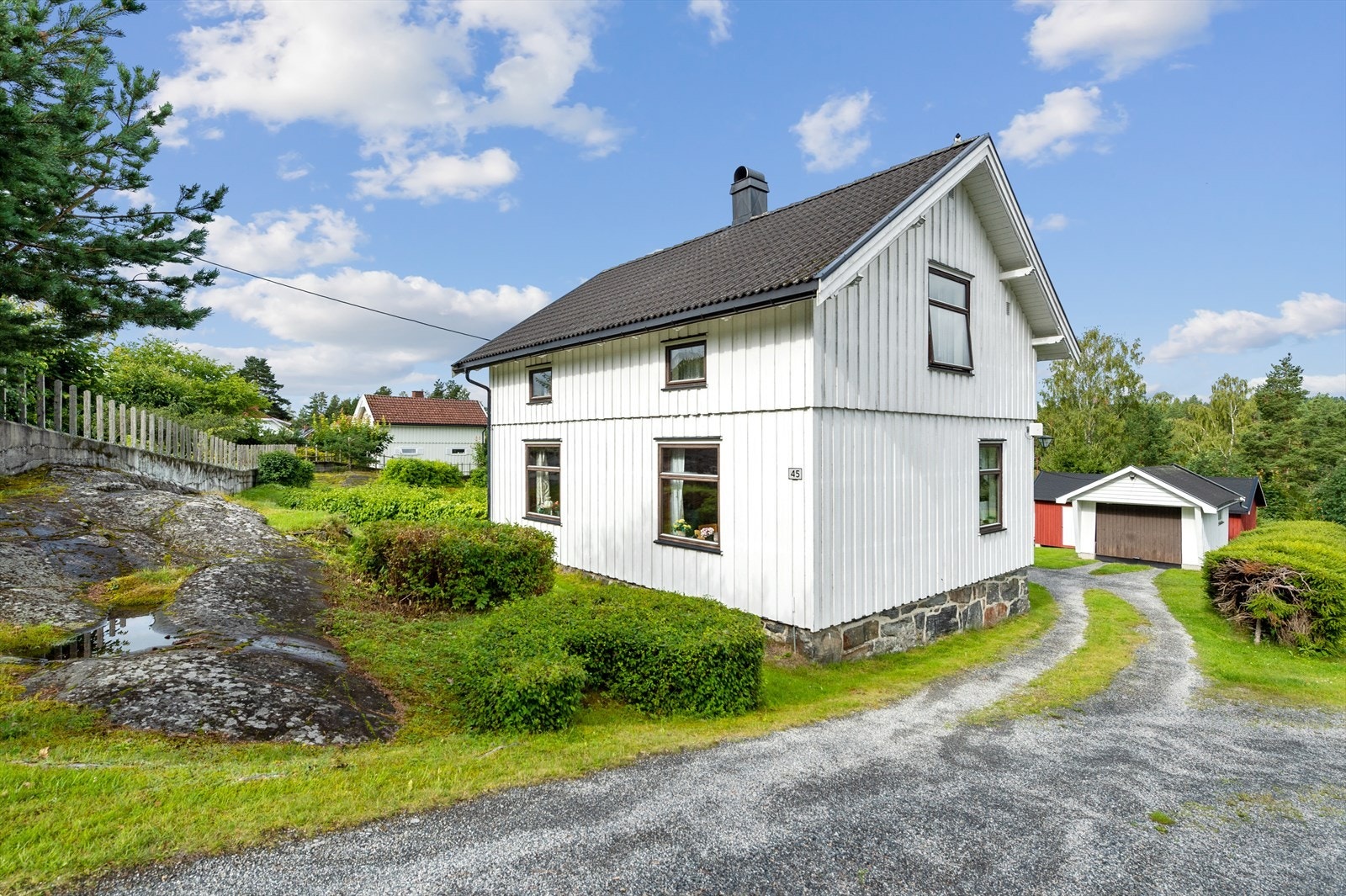 Boligen har nytt tak fra 2005 Galleribilde