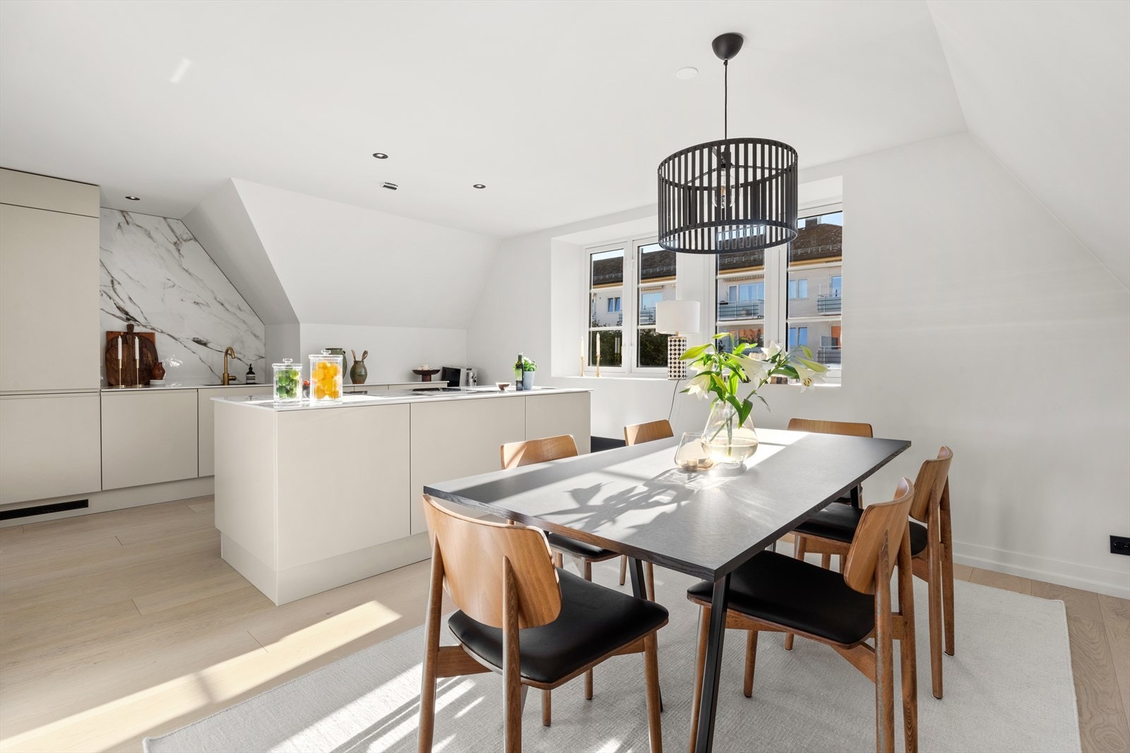 Gjennomgående høy standard og flotte materialvalg. Galleribilde