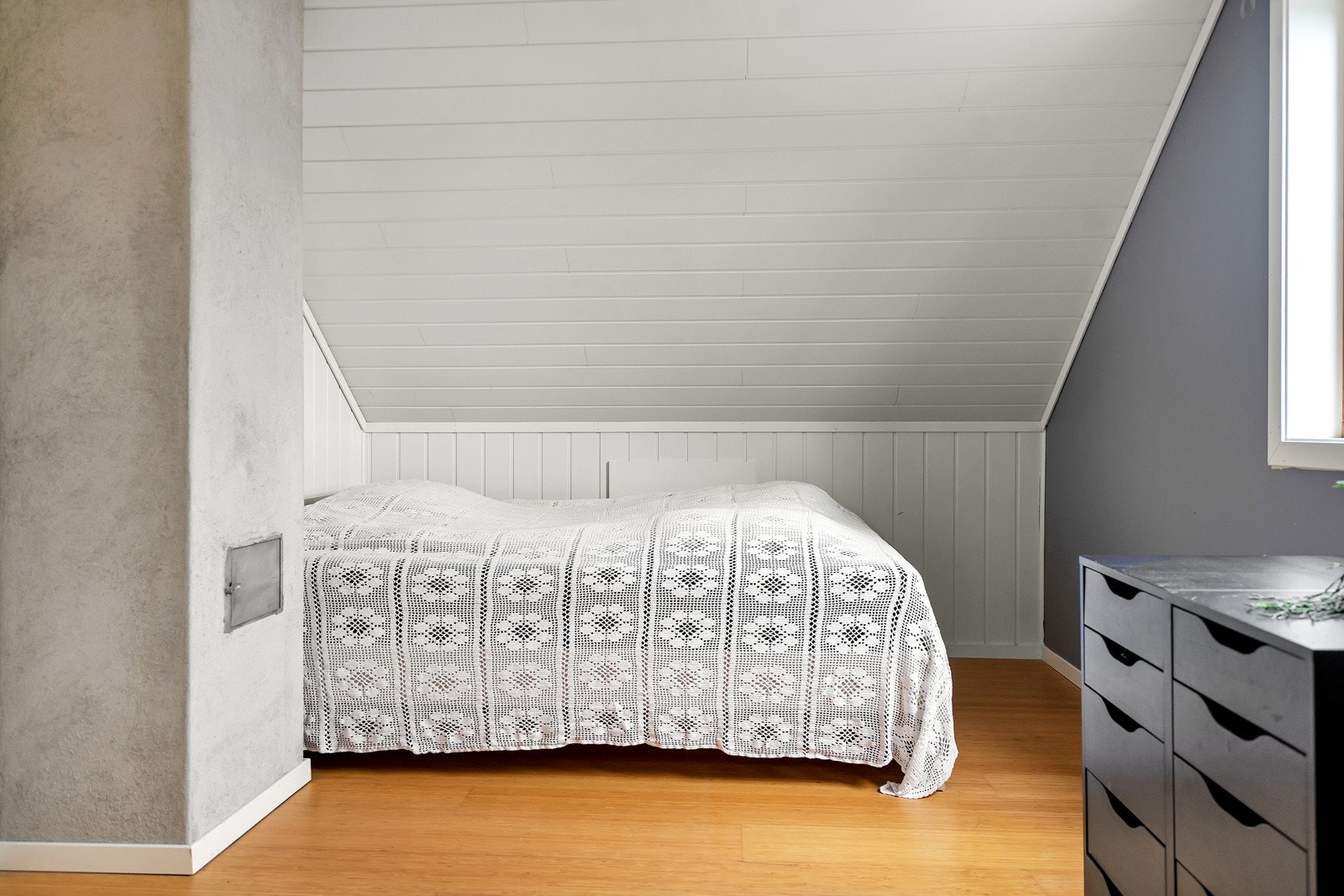 Soverom 3, loft Galleribilde