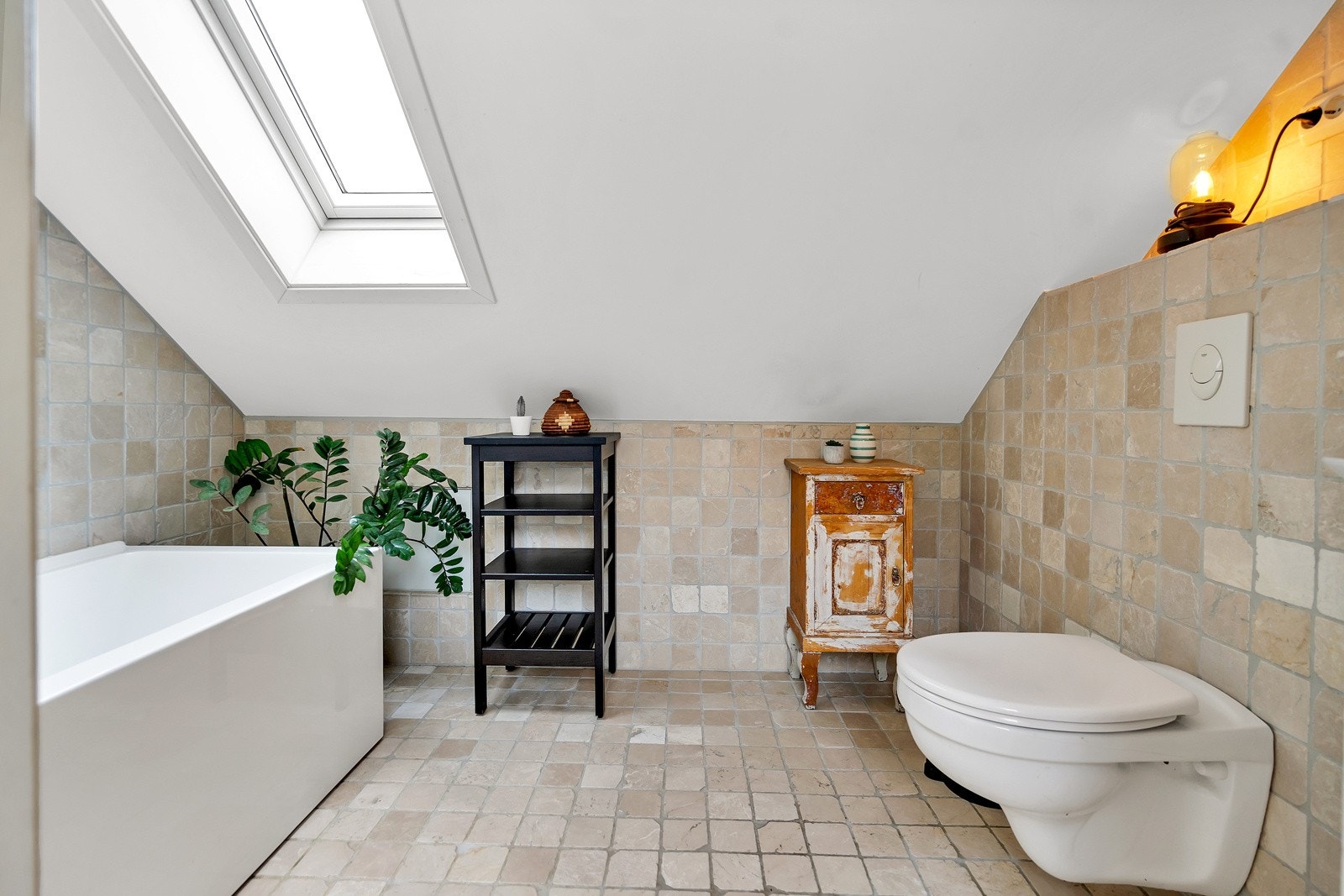 Flislagt bad loft i 2012 Galleribilde