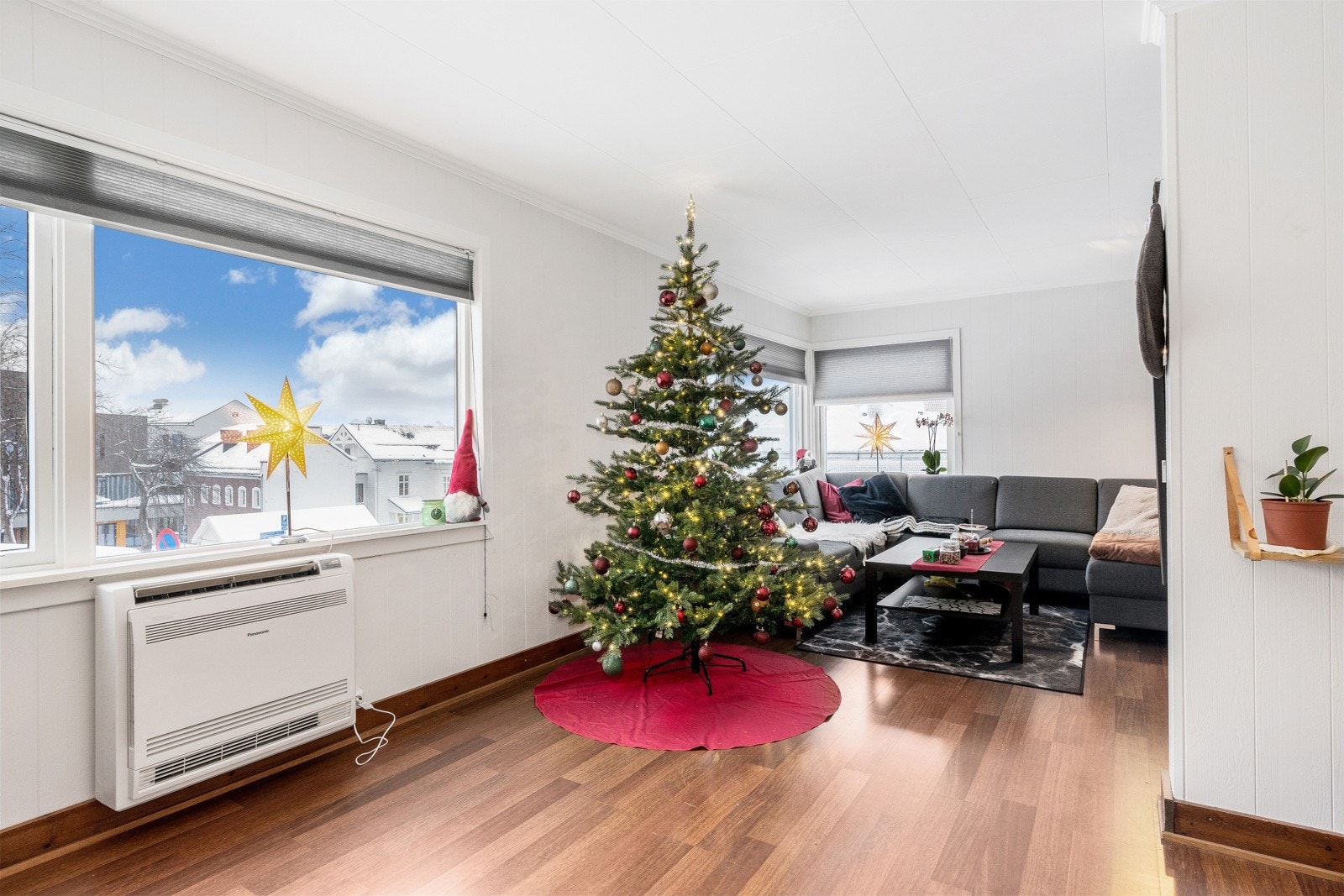 Leilighet i 1. etasje - Stue Galleribilde