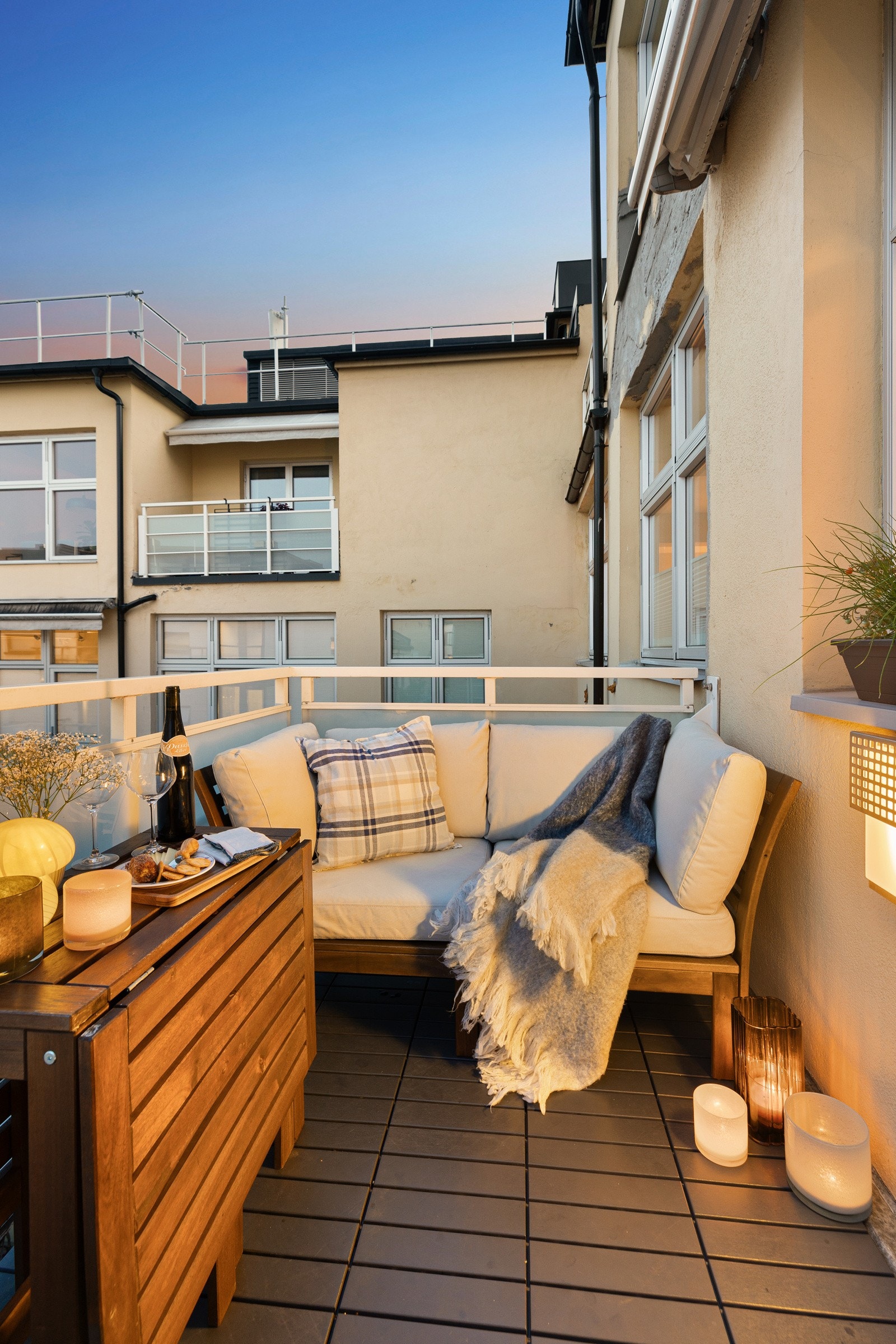 Stemningsbilde på kveldstid Galleribilde