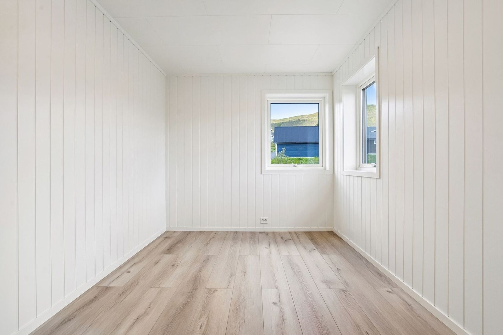 Hovedsoverom (bilder er fra tilsvarende speilvendt leilighet i 2 etg.) Galleribilde
