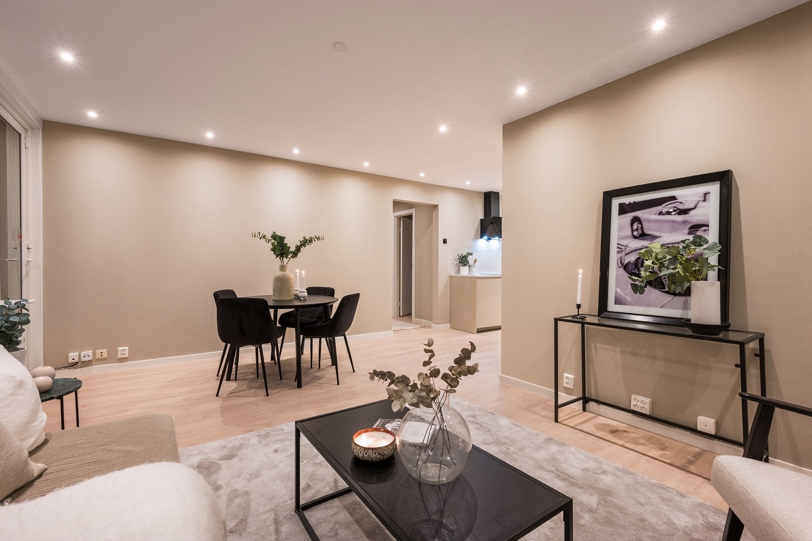 Åpen løsning som gir rom for gode møbleringsmuligheter Galleribilde